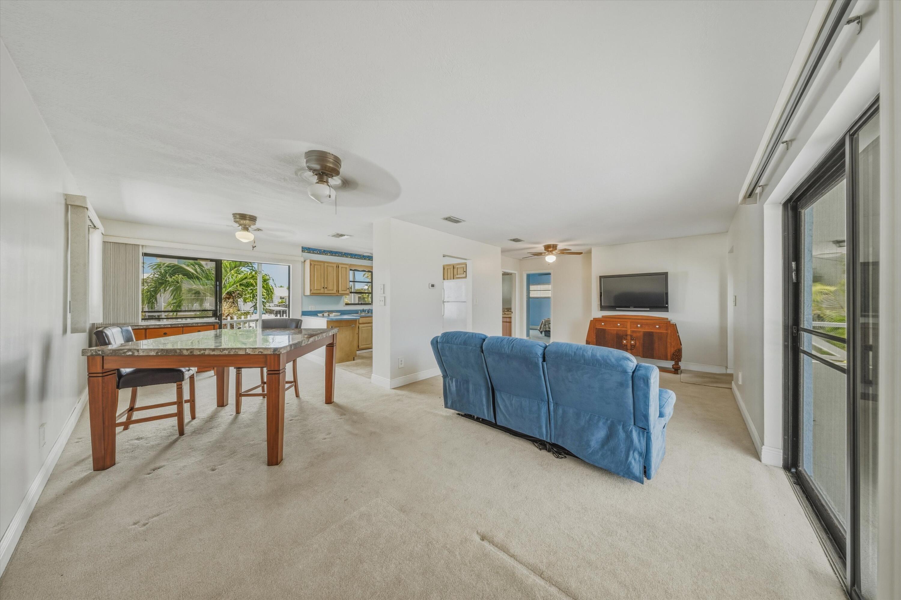 324 S Airport Drive