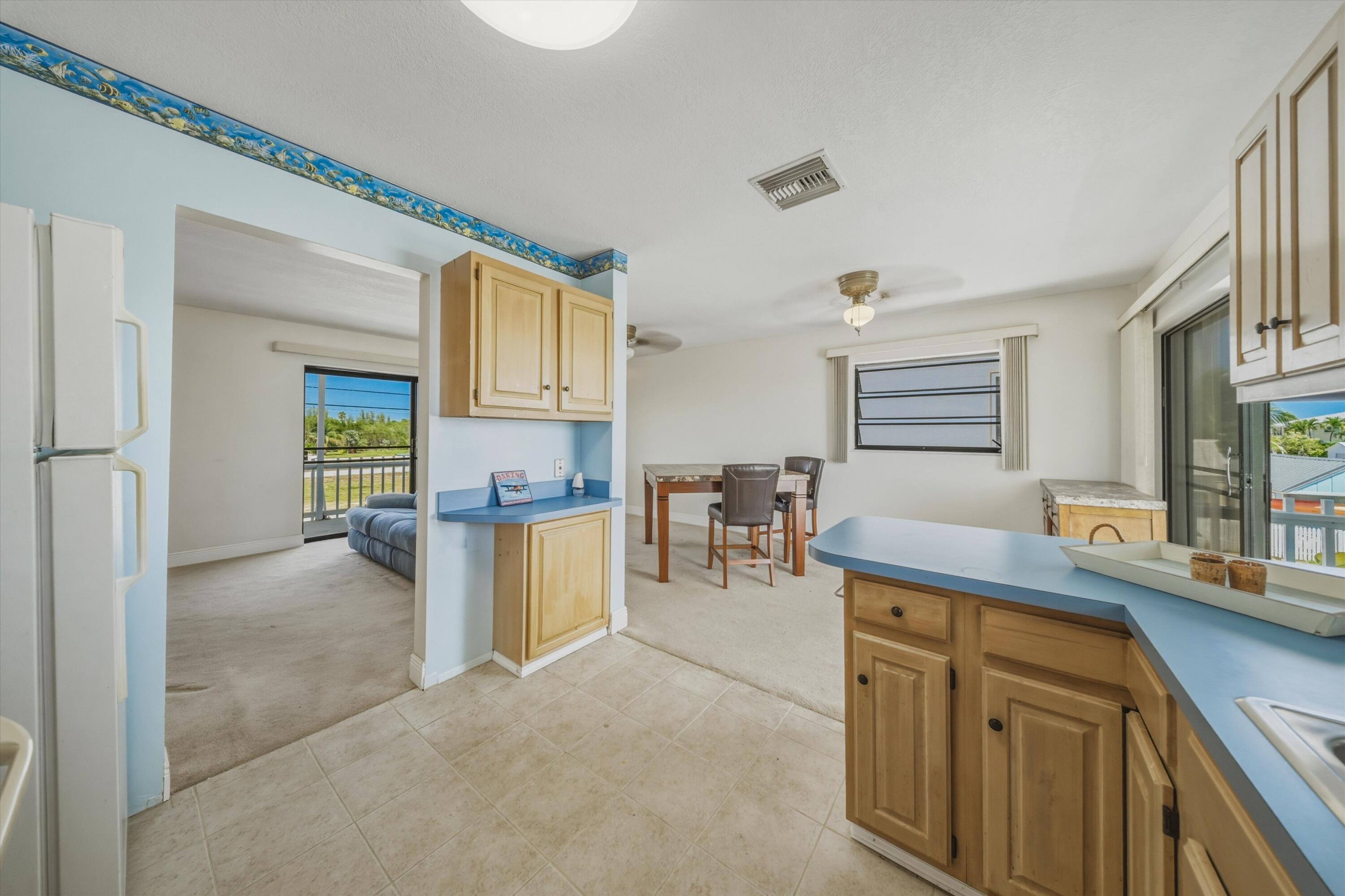 324 S Airport Drive