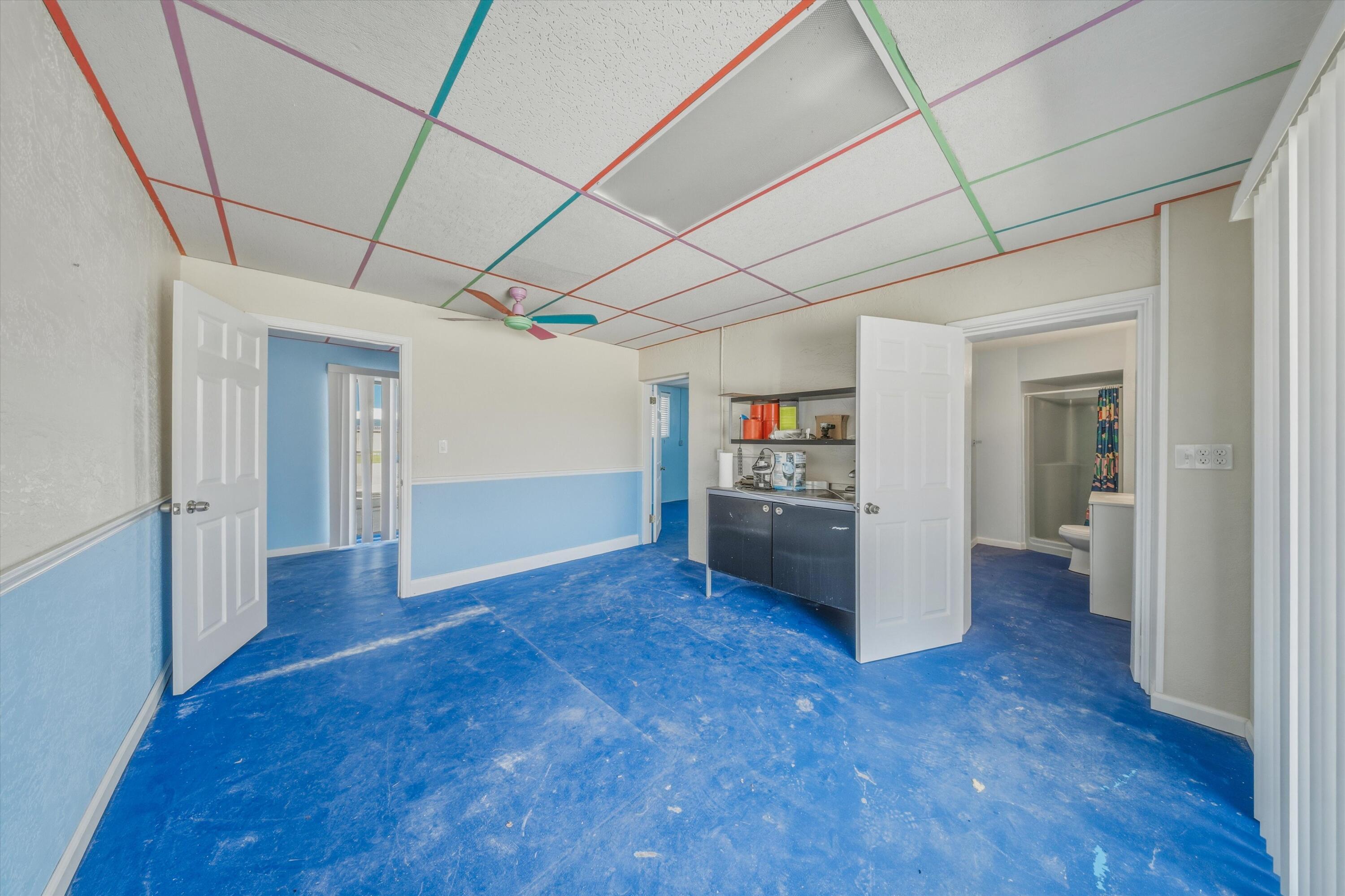 324 S Airport Drive
