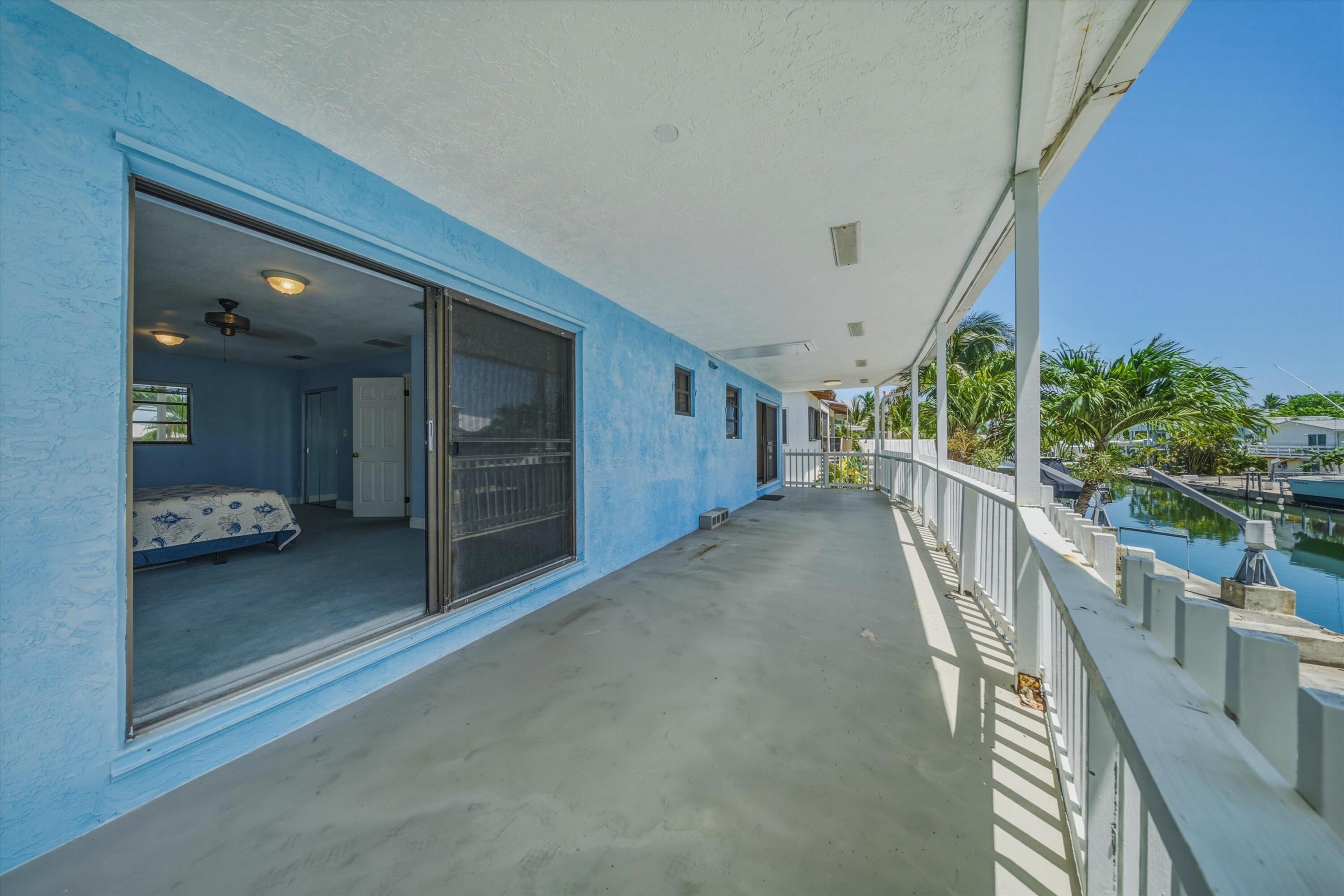 324 S Airport Drive