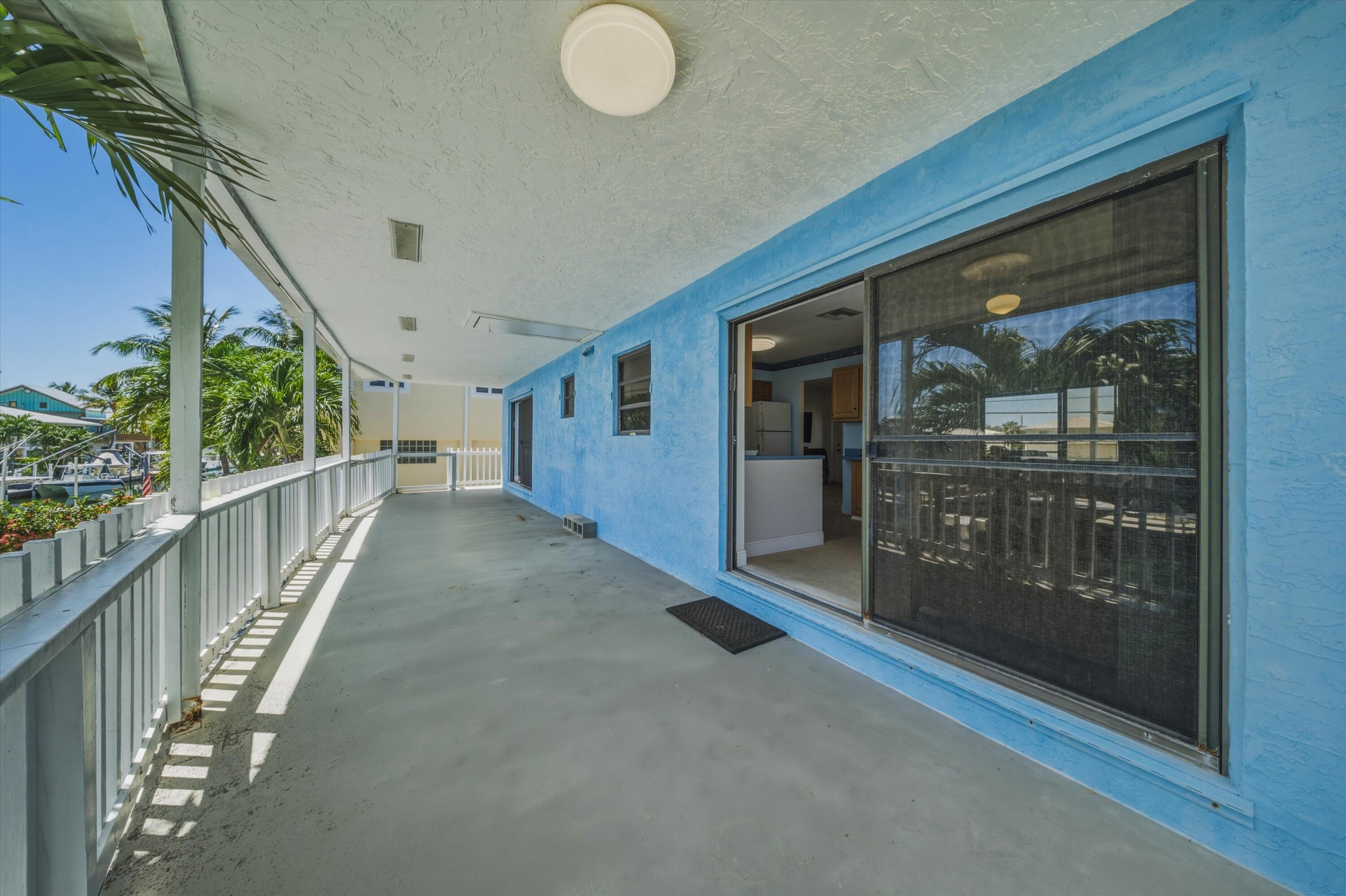324 S Airport Drive