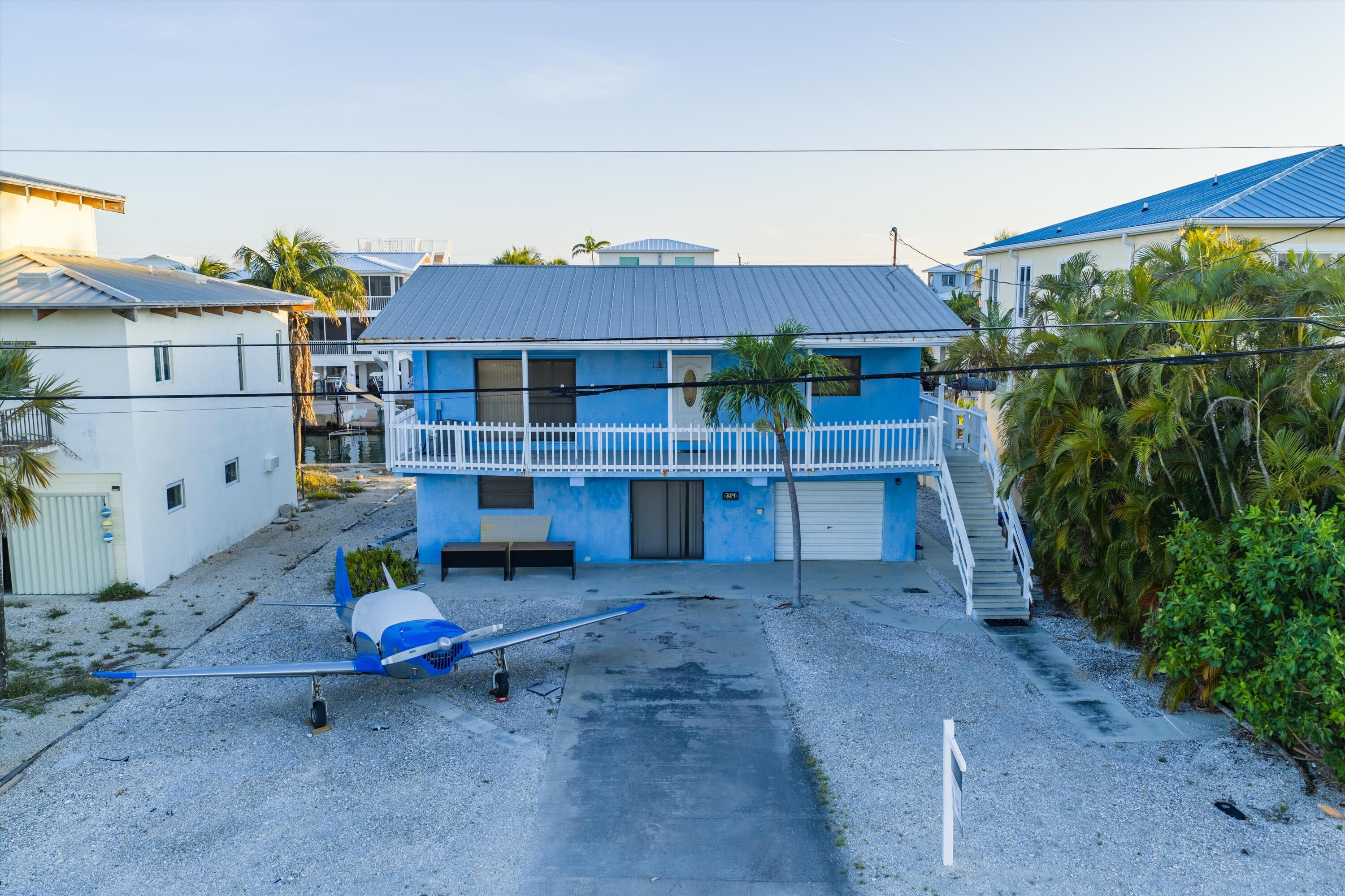 324 S Airport Drive