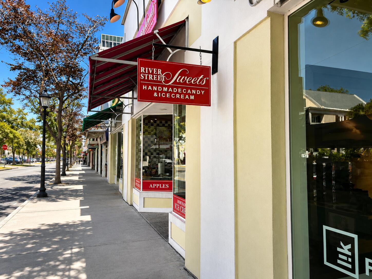 400 Duval Street B
