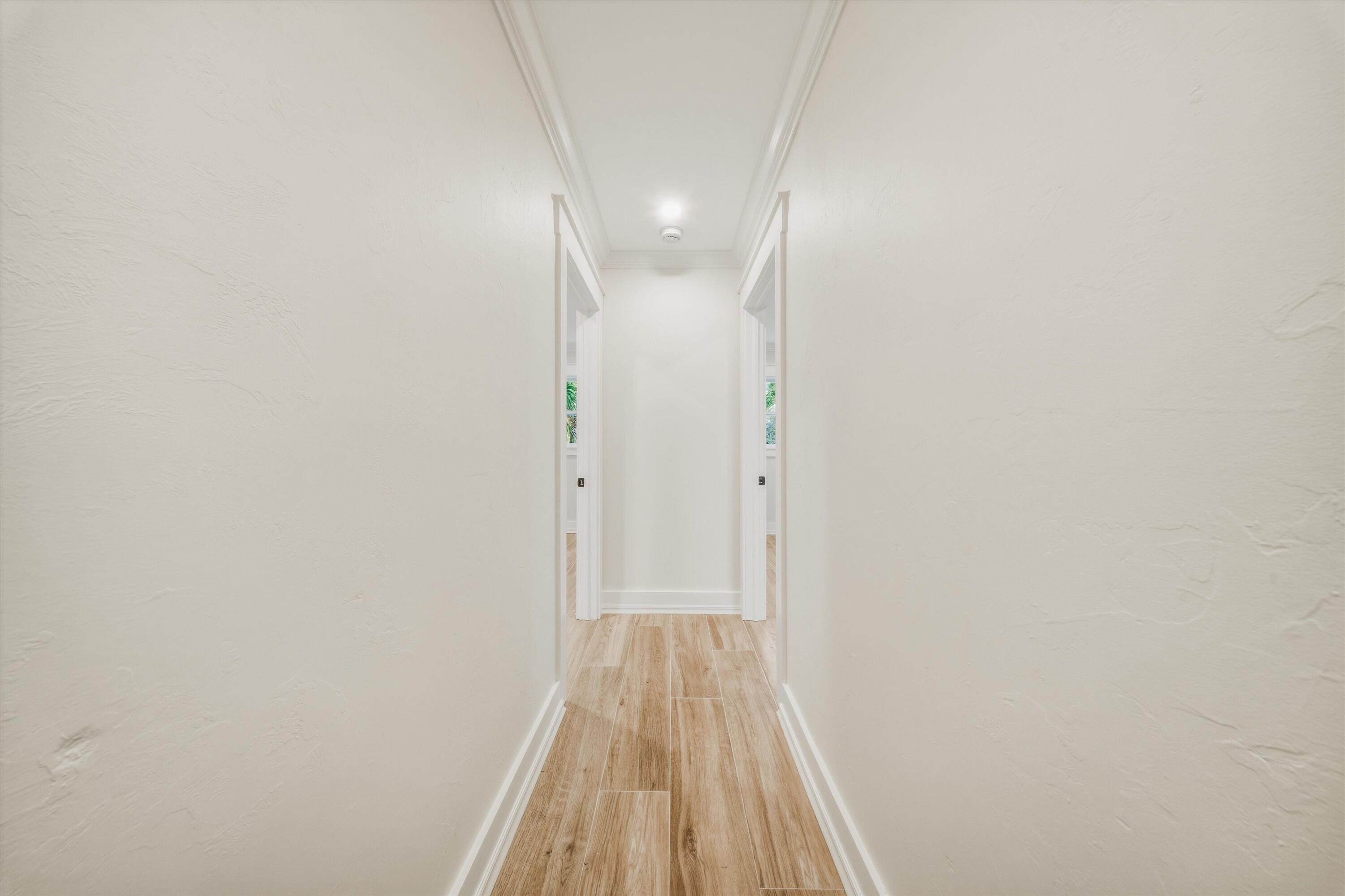 123 Venetian Way