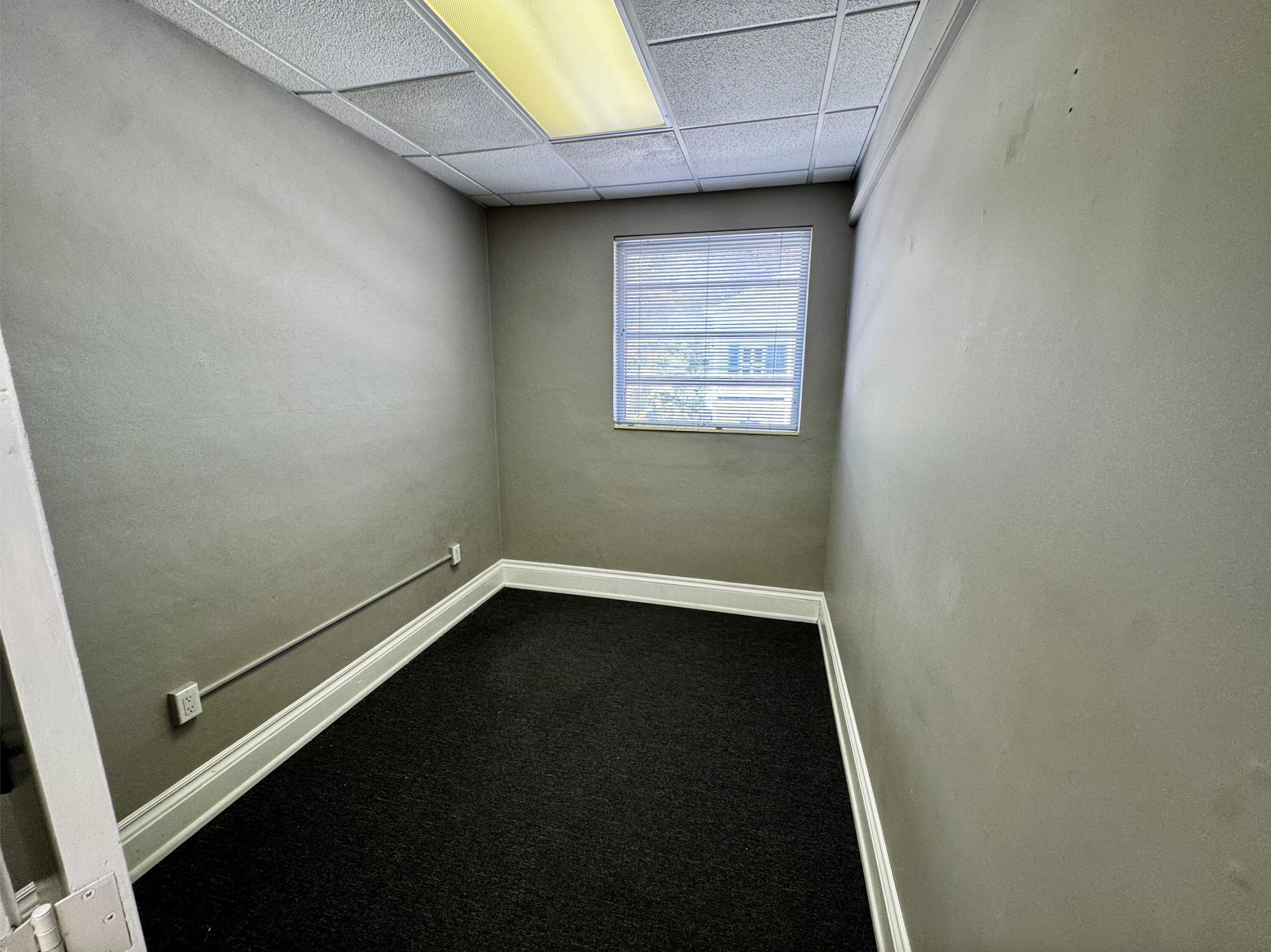 524 Eaton Street 220