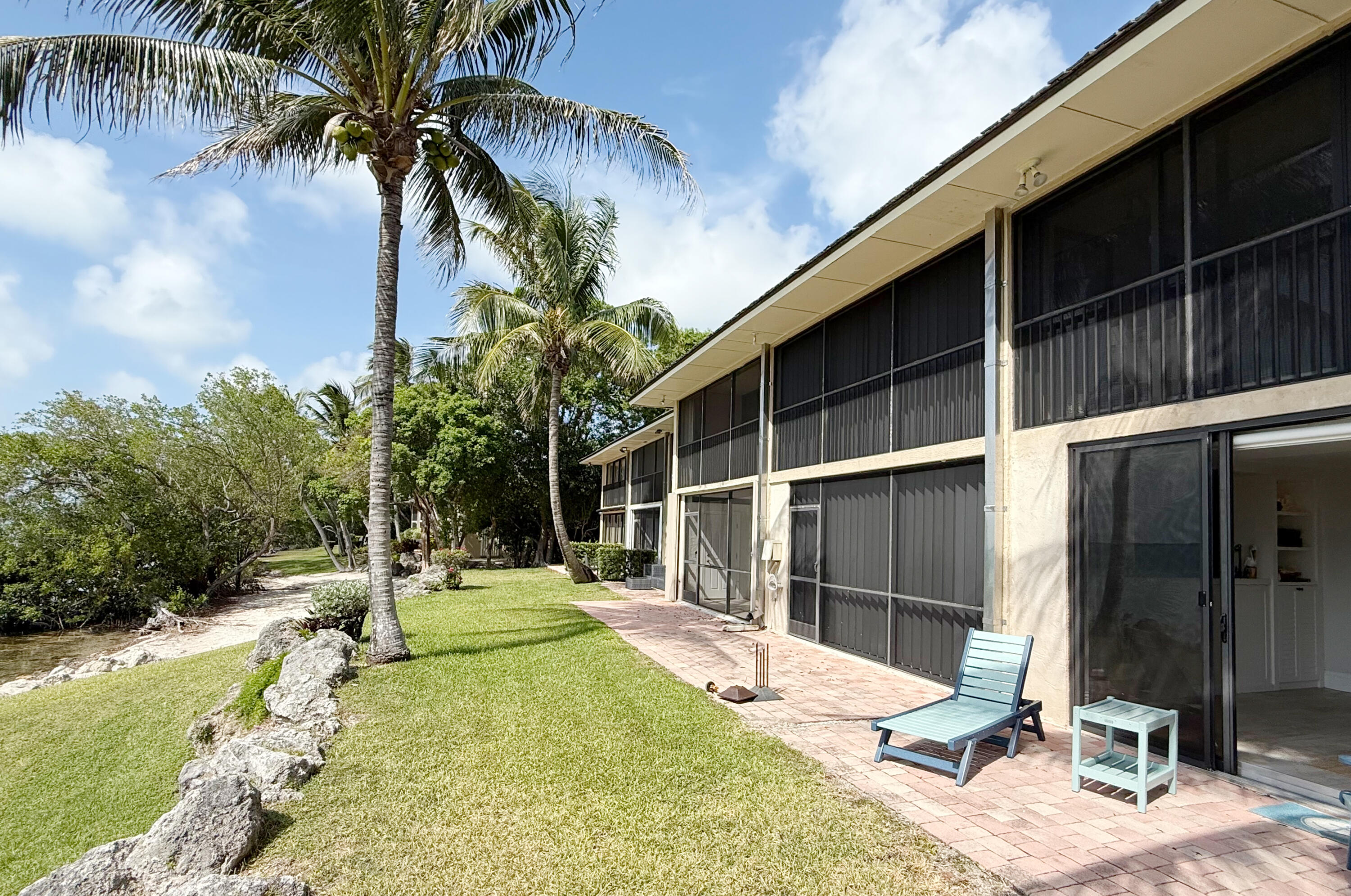96000 Overseas Highway N4 + Boat Slip
