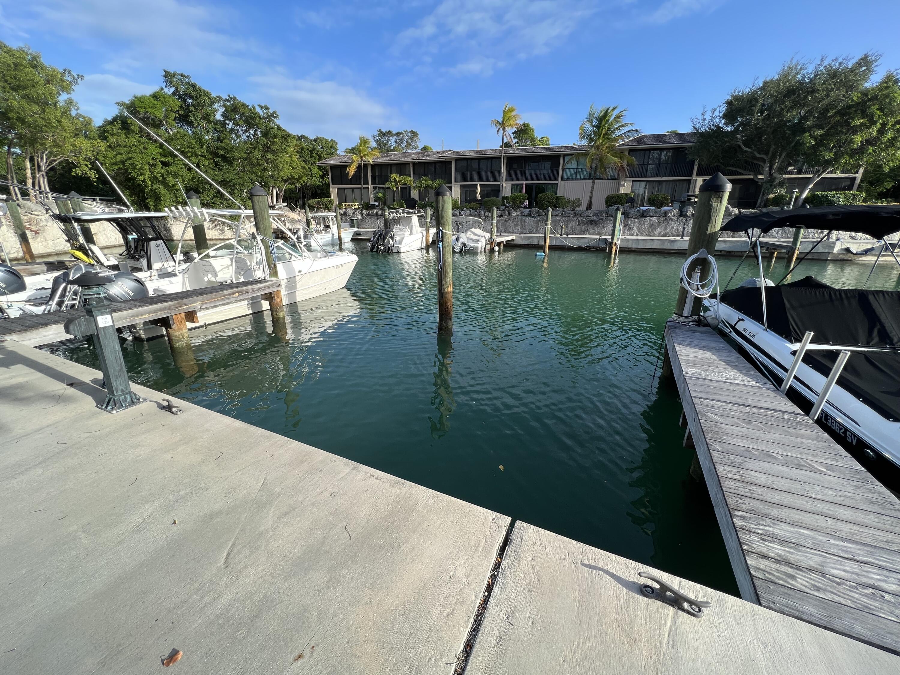 96000 Overseas Highway N4 + Boat Slip