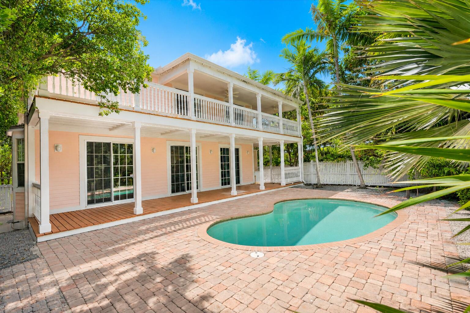 1030 Sandys Way