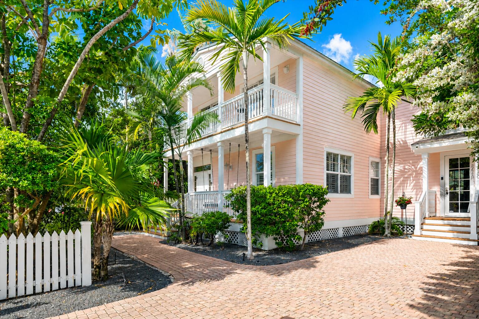 1030 Sandys Way
