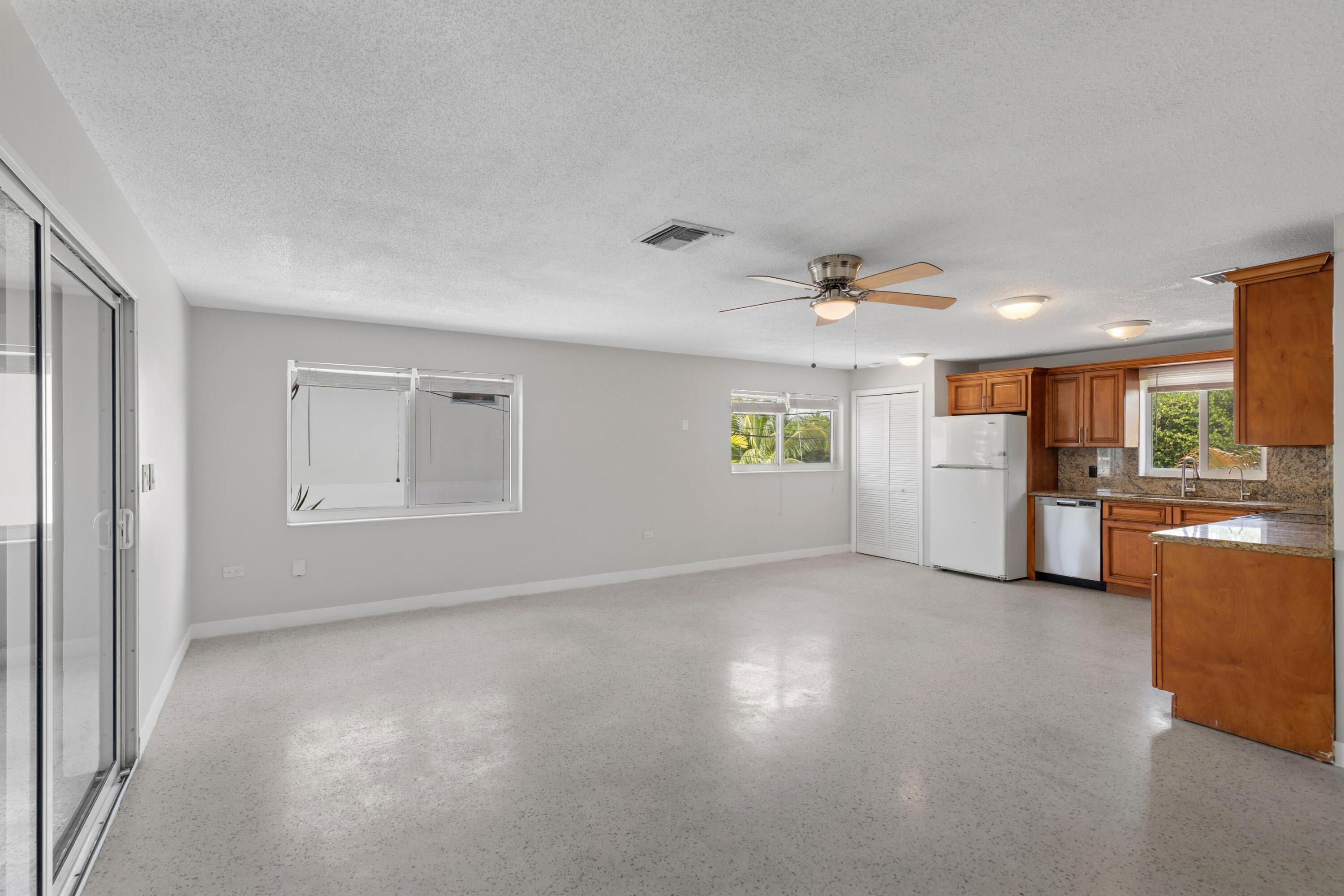 596 W Shore Drive