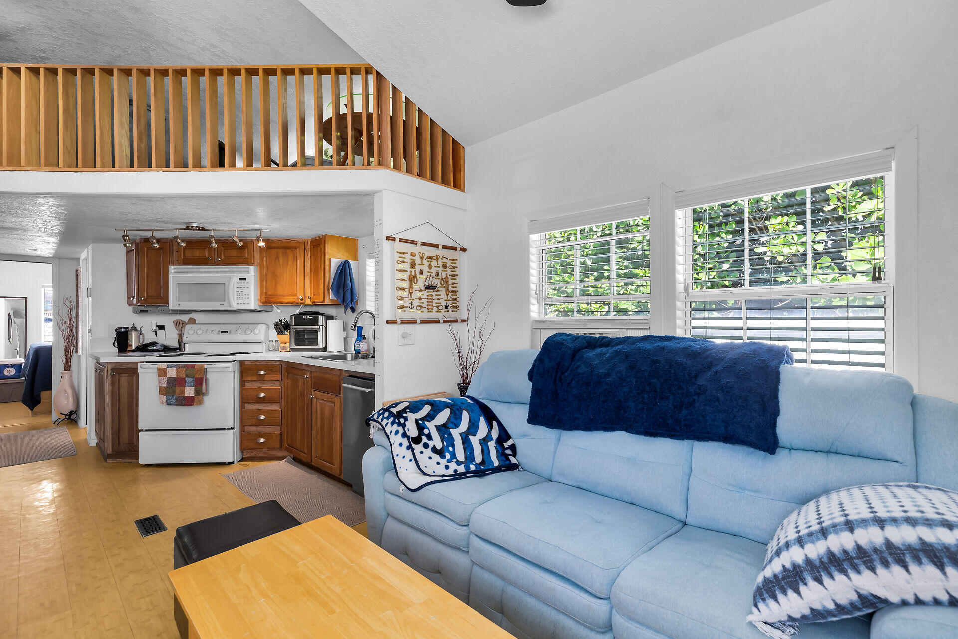 84961 Old Highway 41