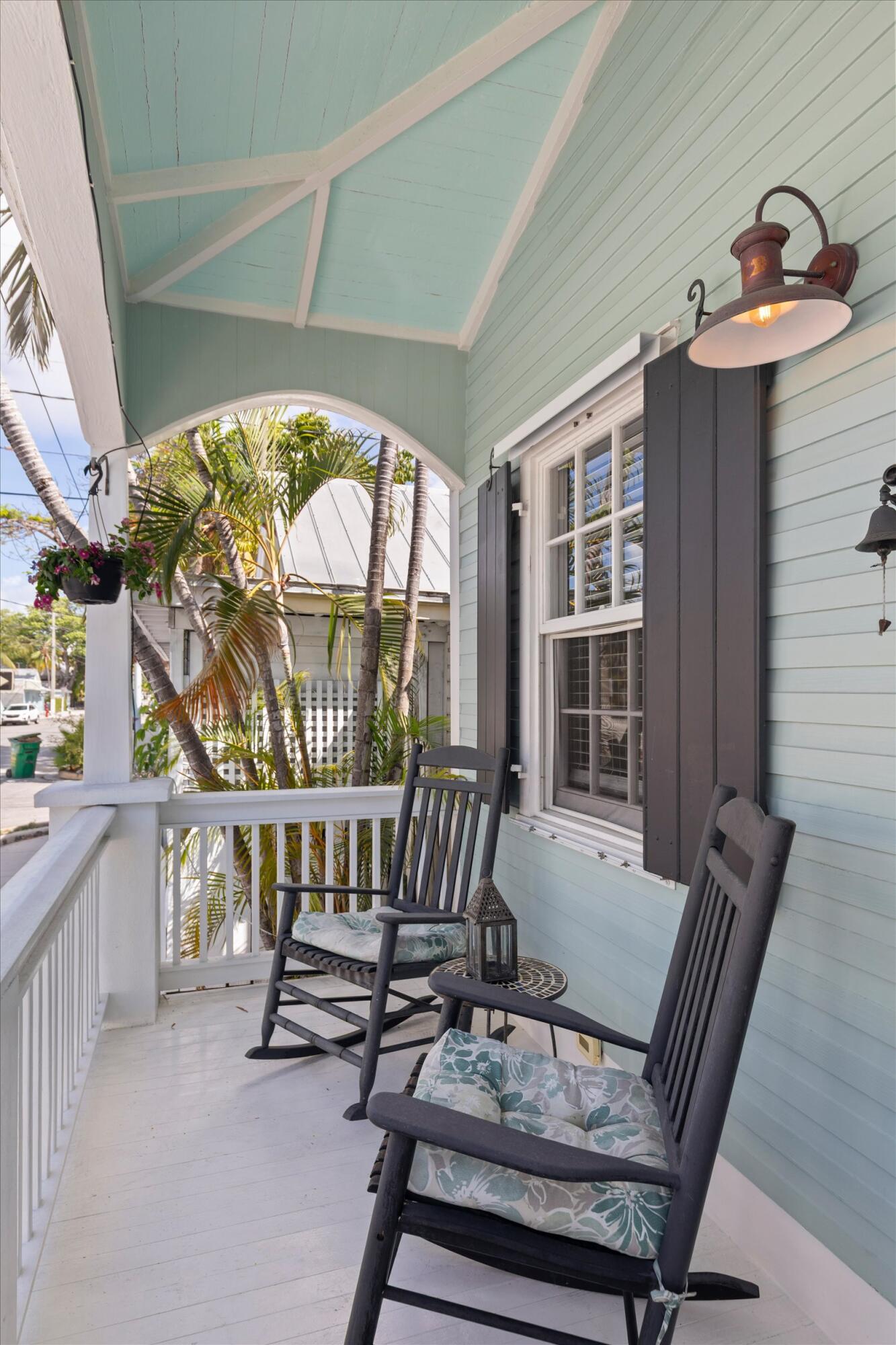 1119 Whitehead Street