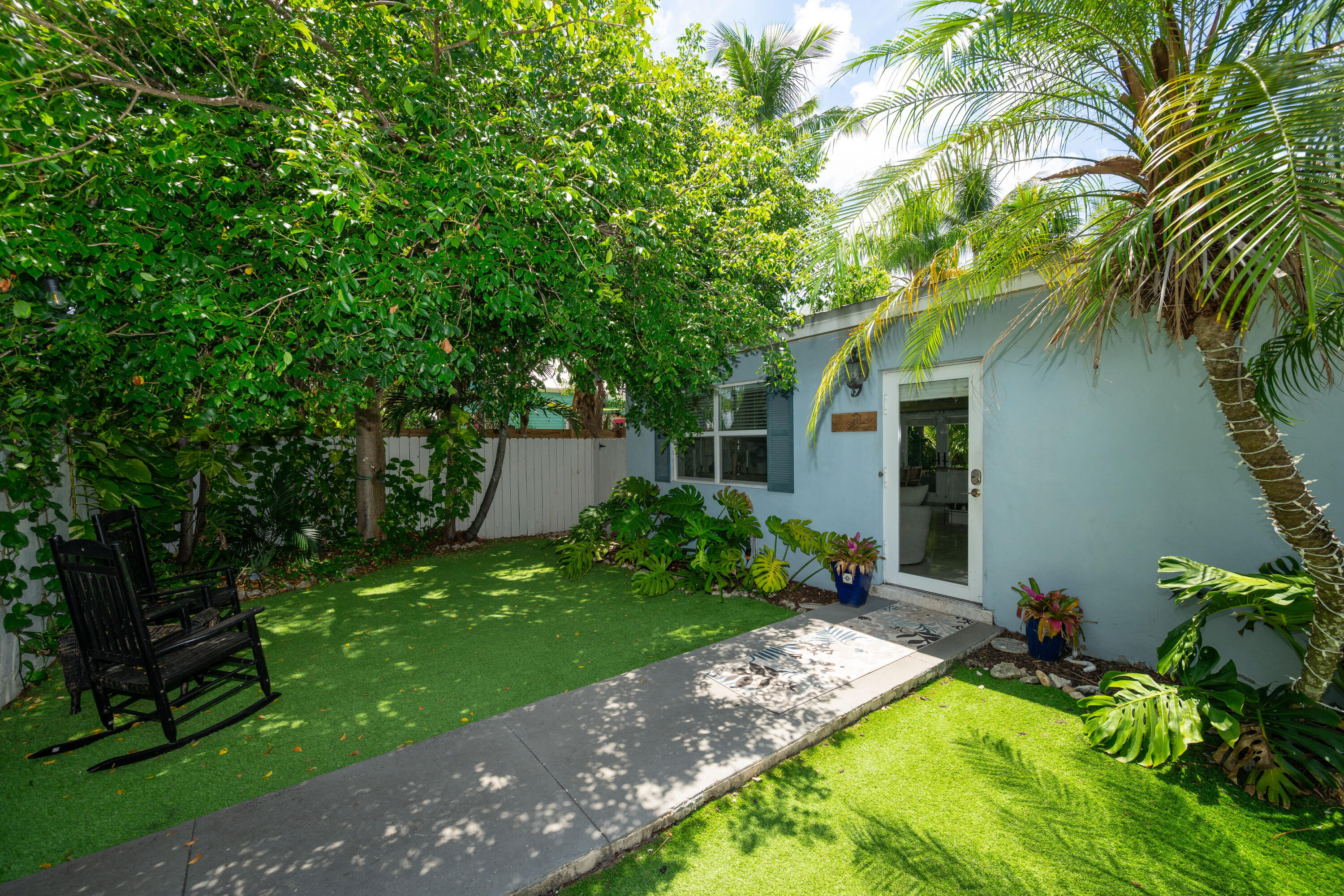 1523 Seminary Street