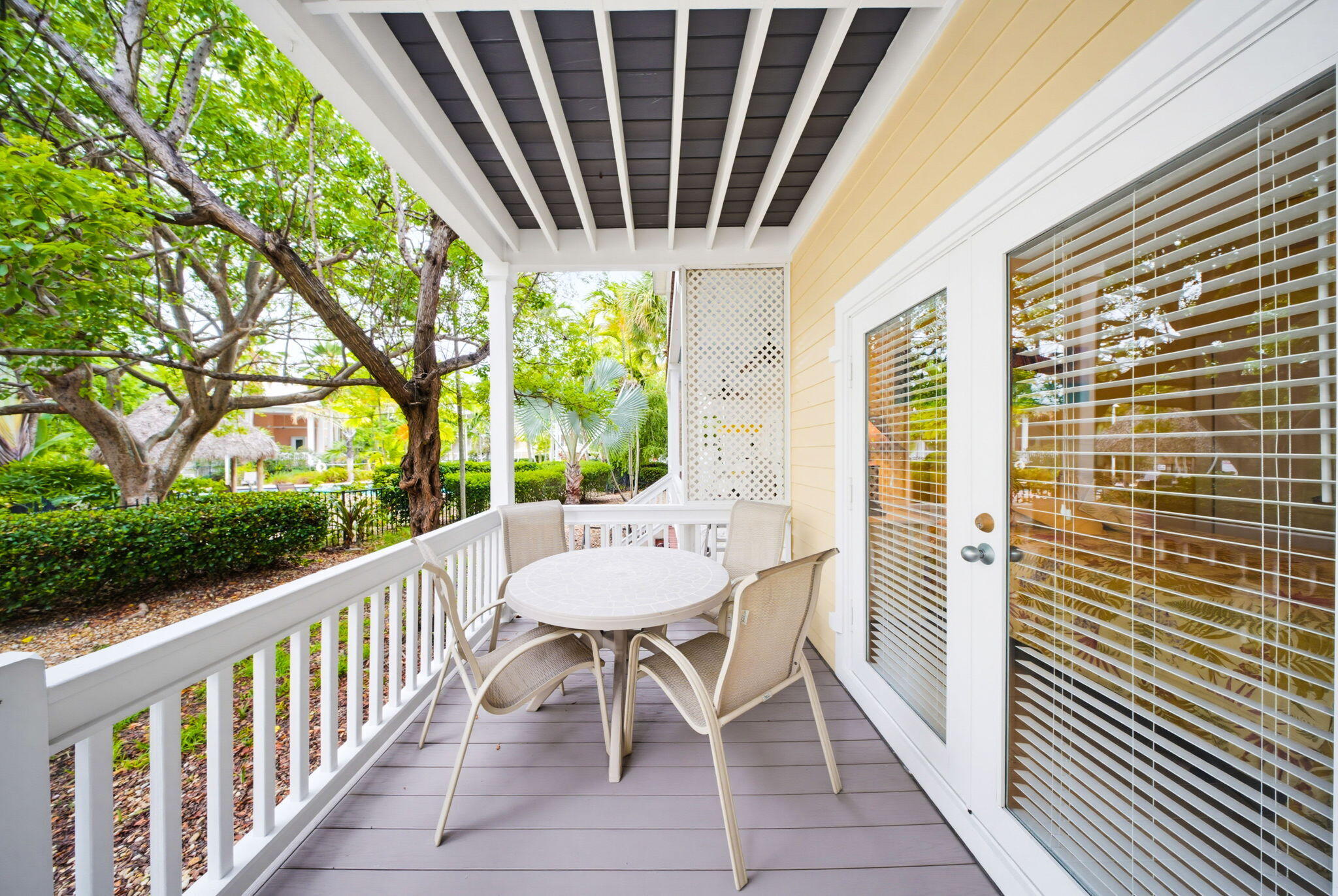 42 Coral Way
