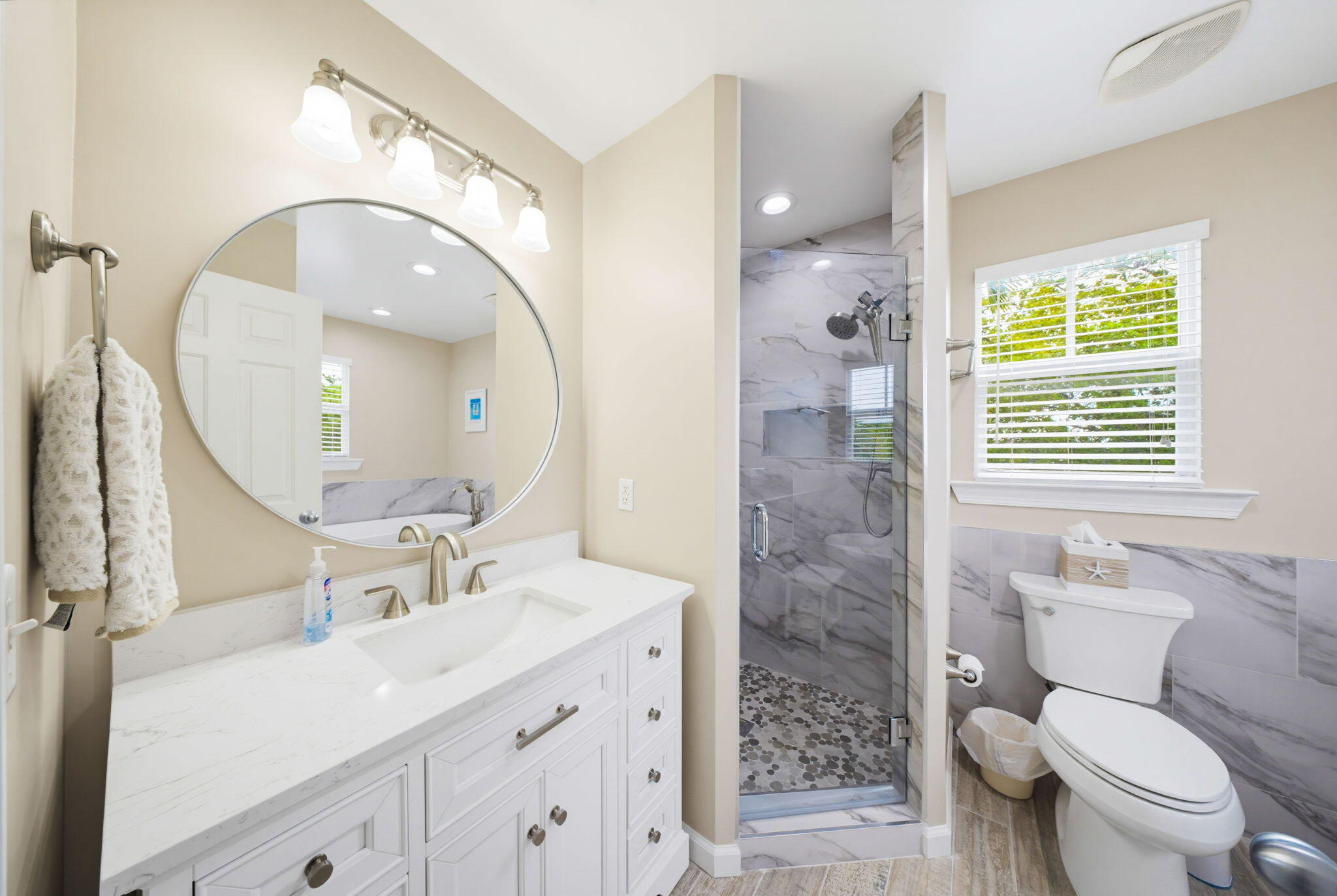 42 Coral Way