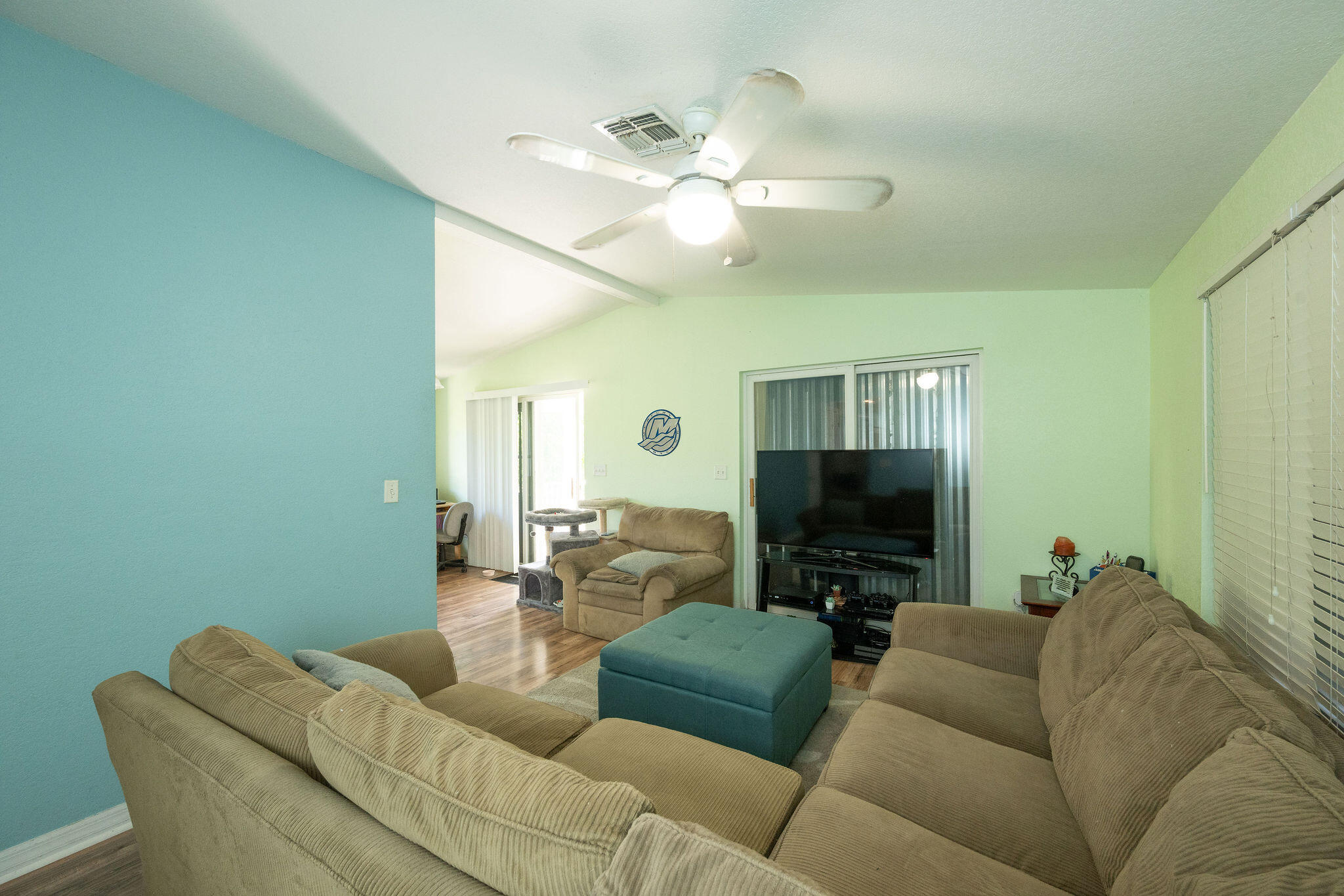 206 4th Street