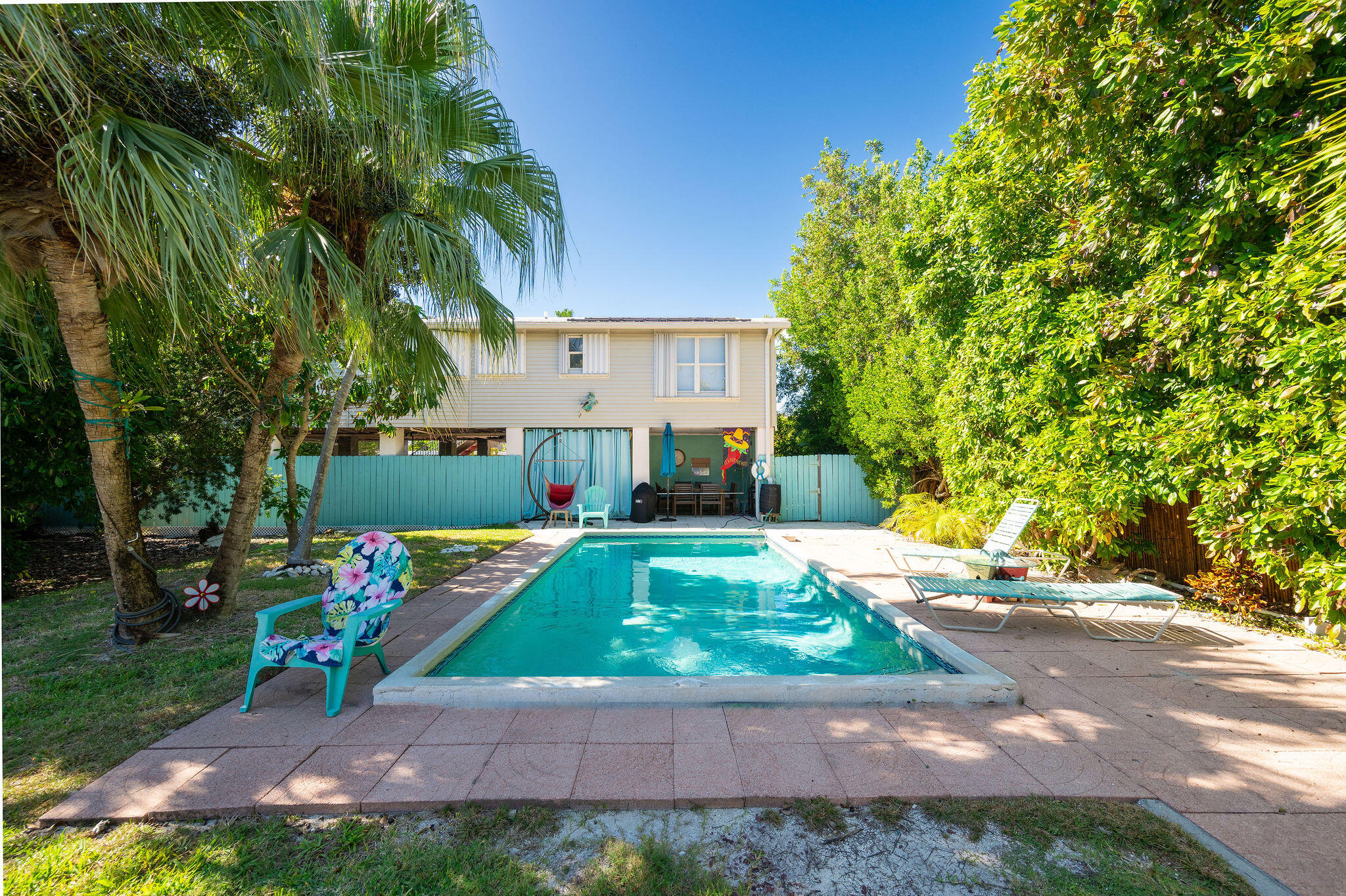 206 4th Street