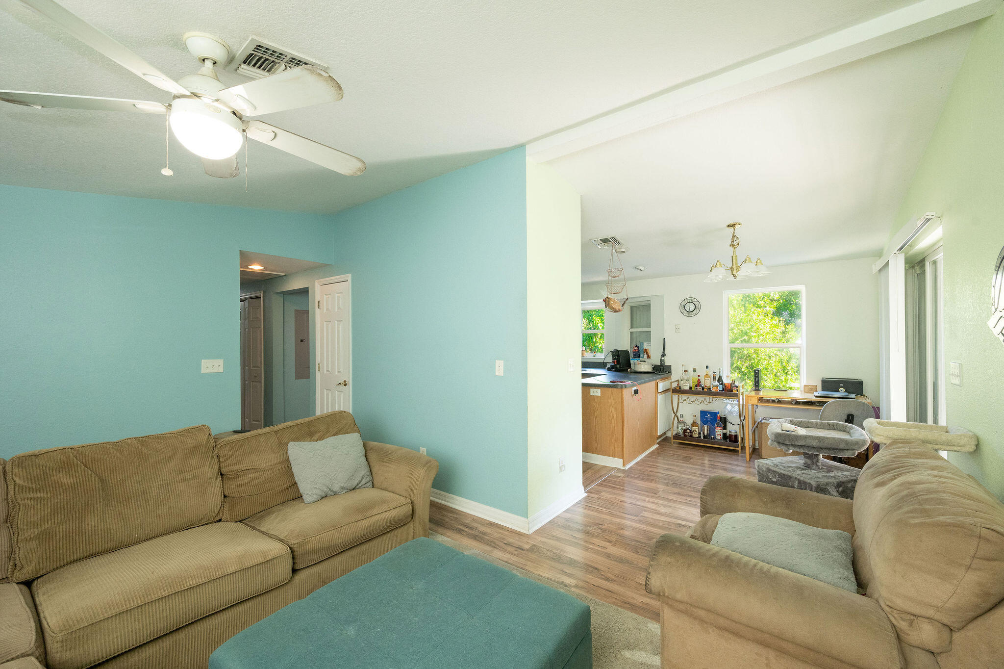206 4th Street