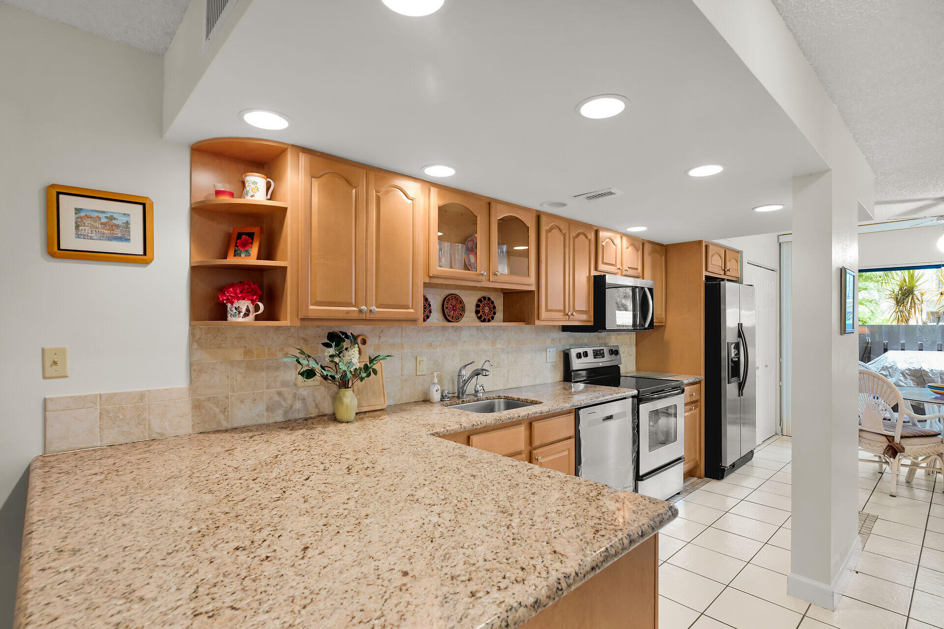 87200 Overseas Highway D 3