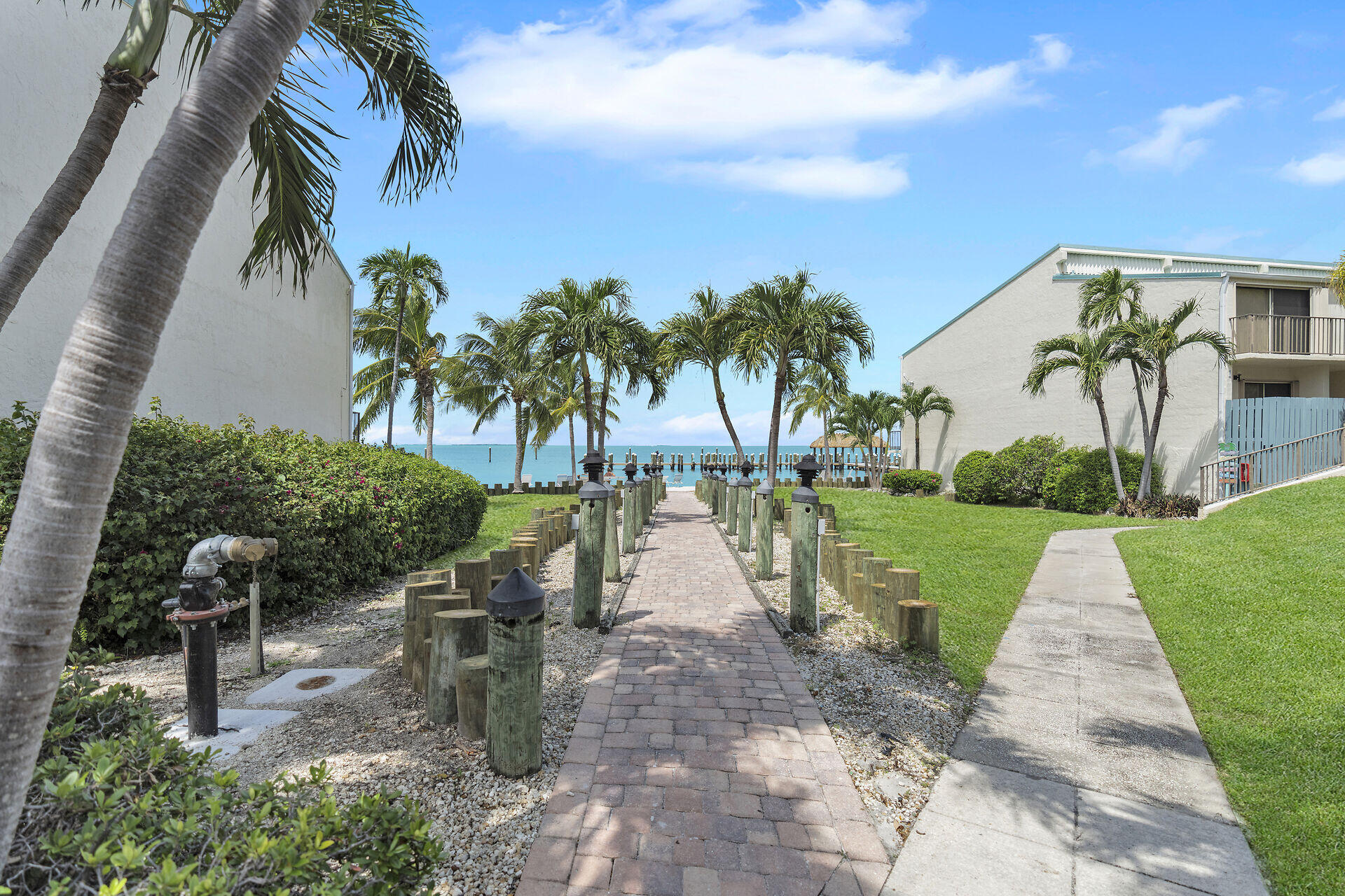 87200 Overseas Highway D 3