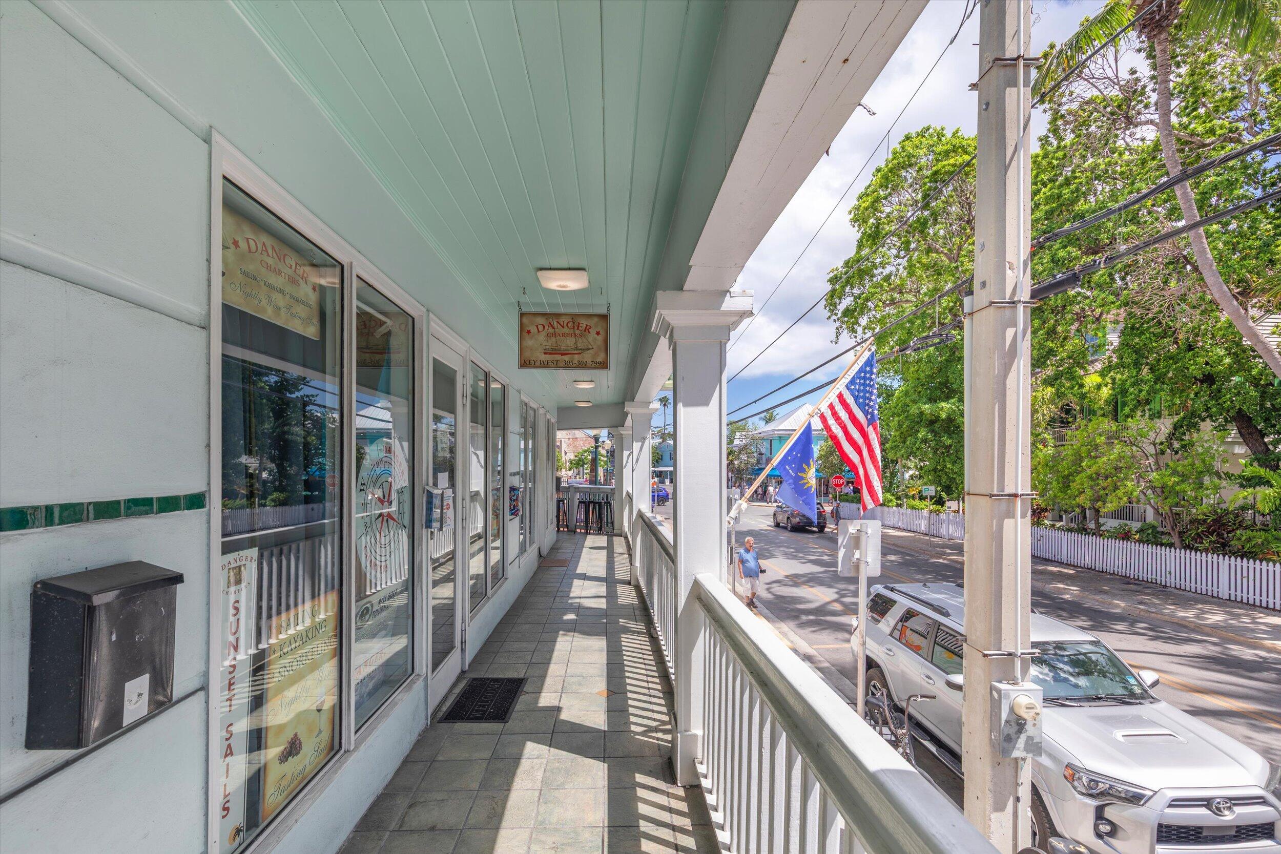 218 Whitehead Street 4