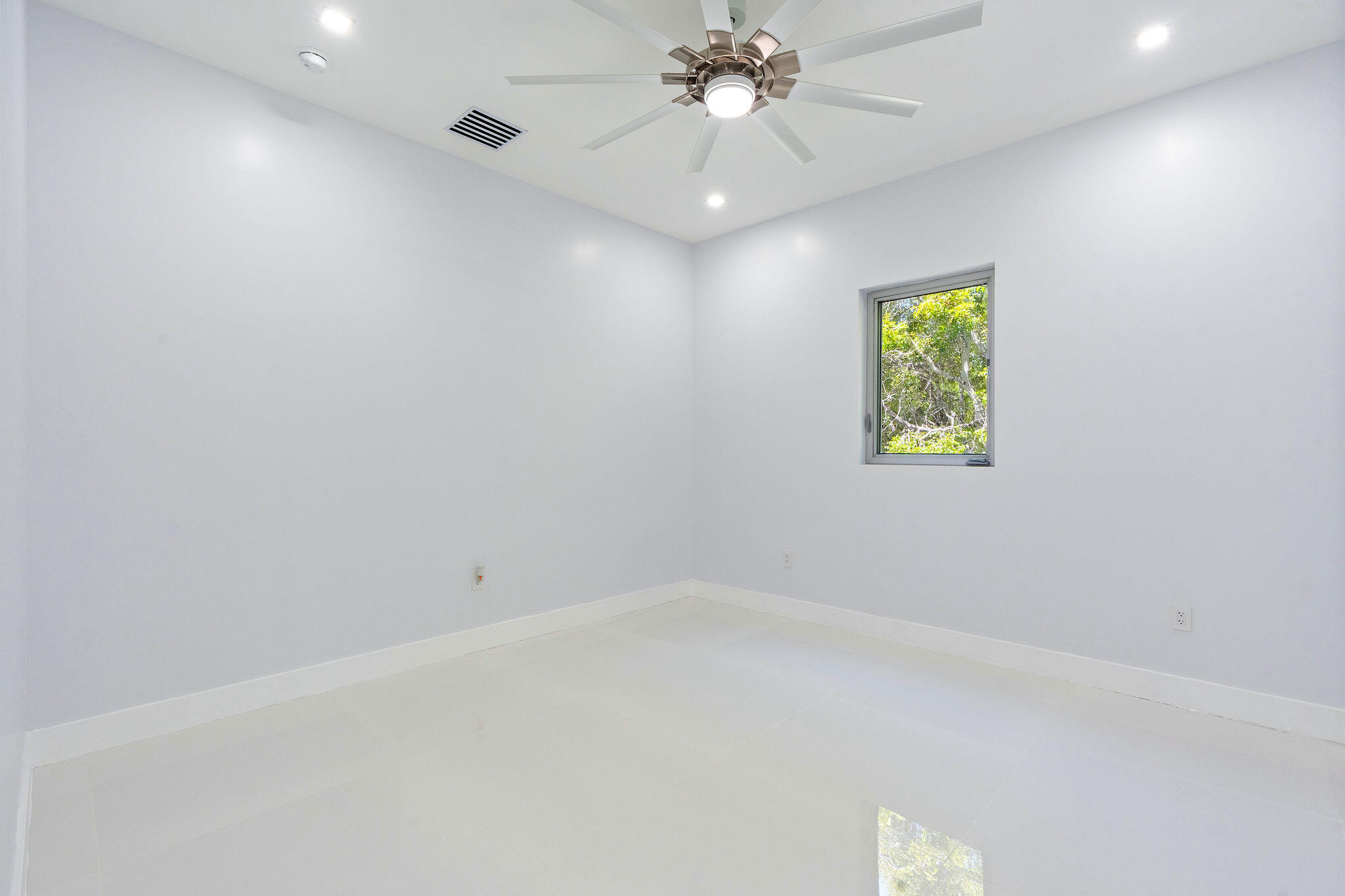 365 Buttonwood Shores Drive