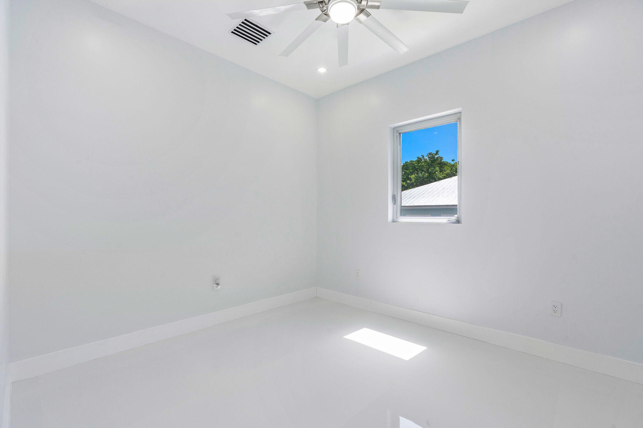 365 Buttonwood Shores Drive