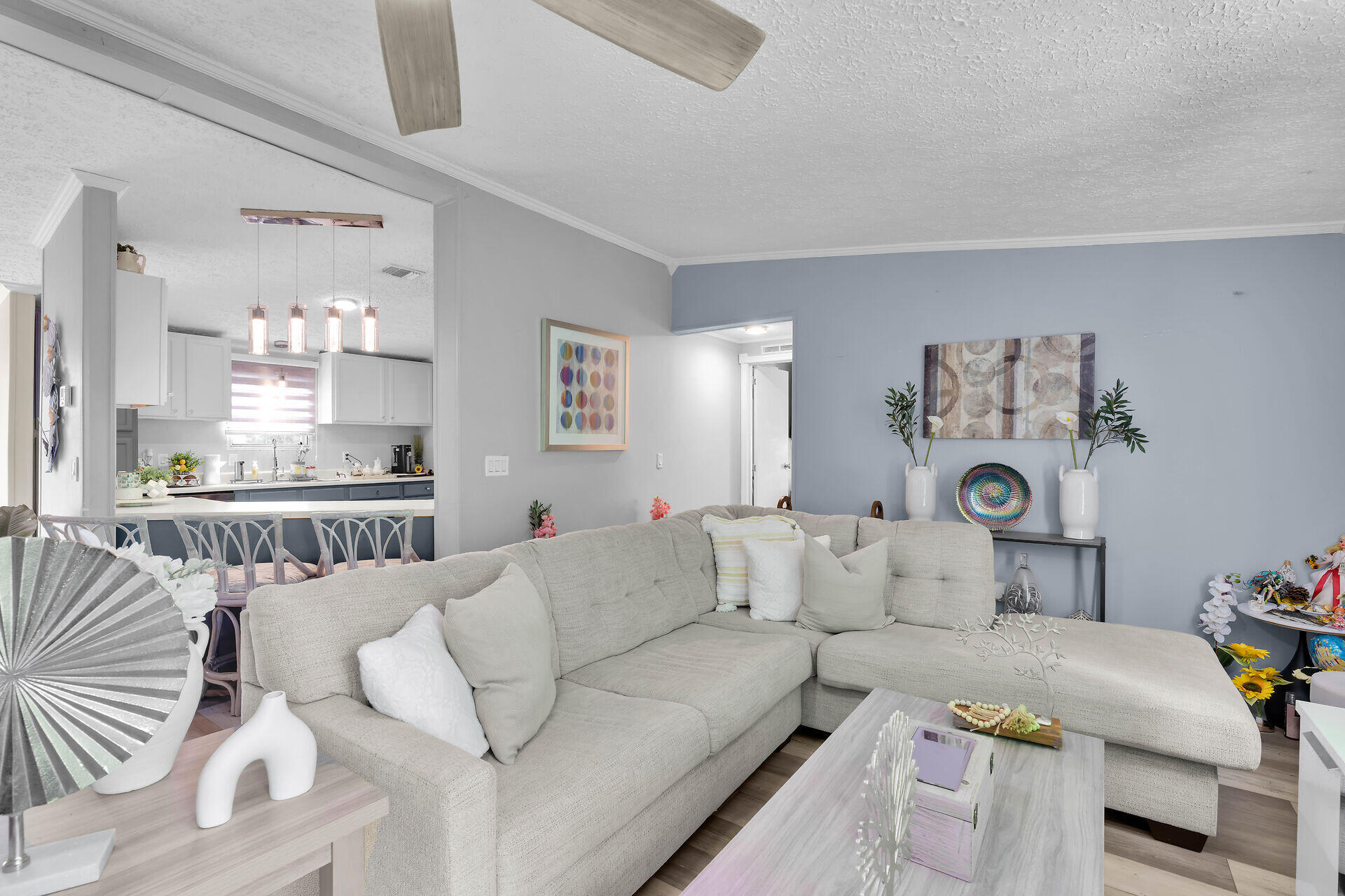 915 Plantation Road