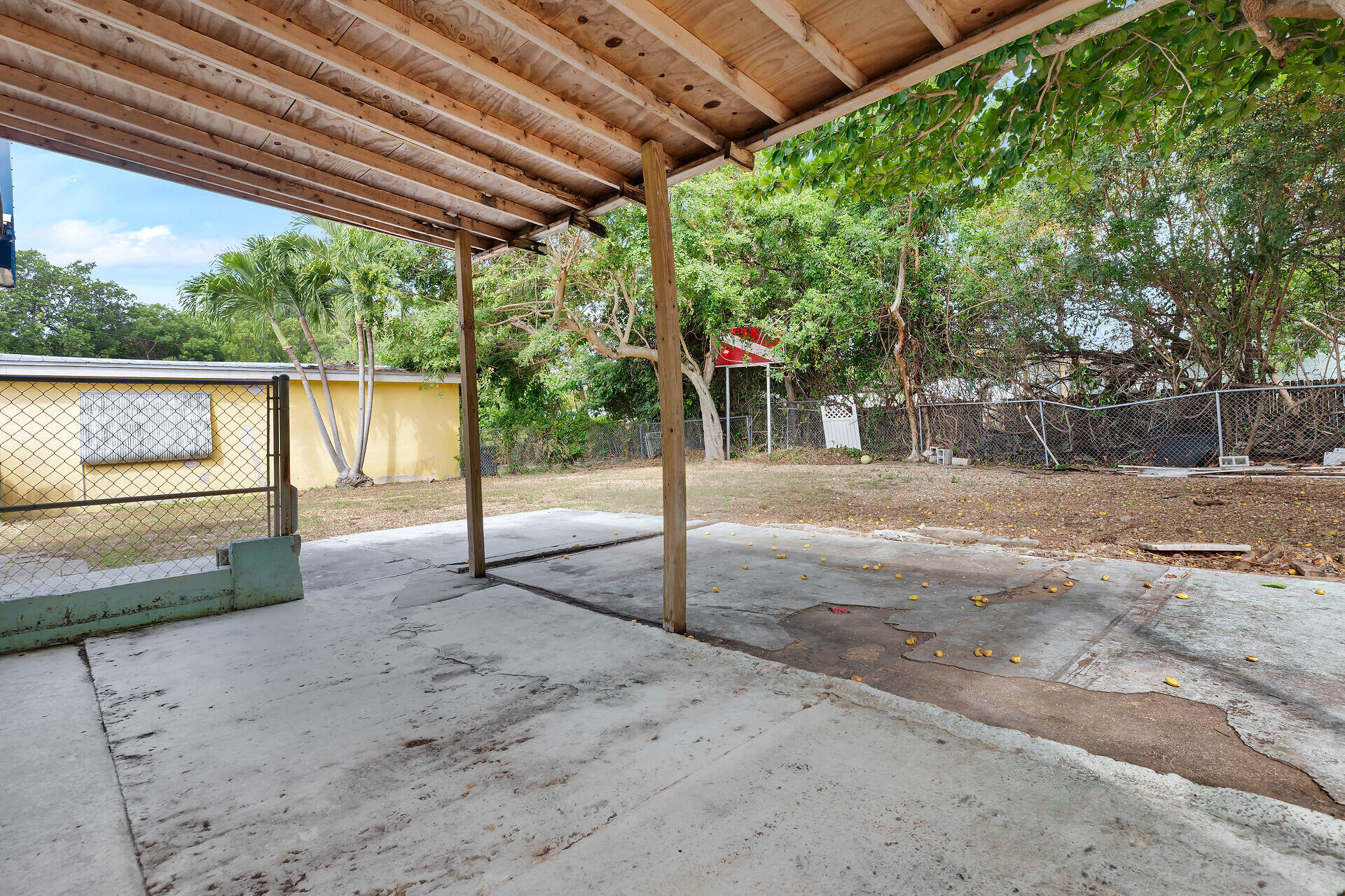 104980 Overseas Highway