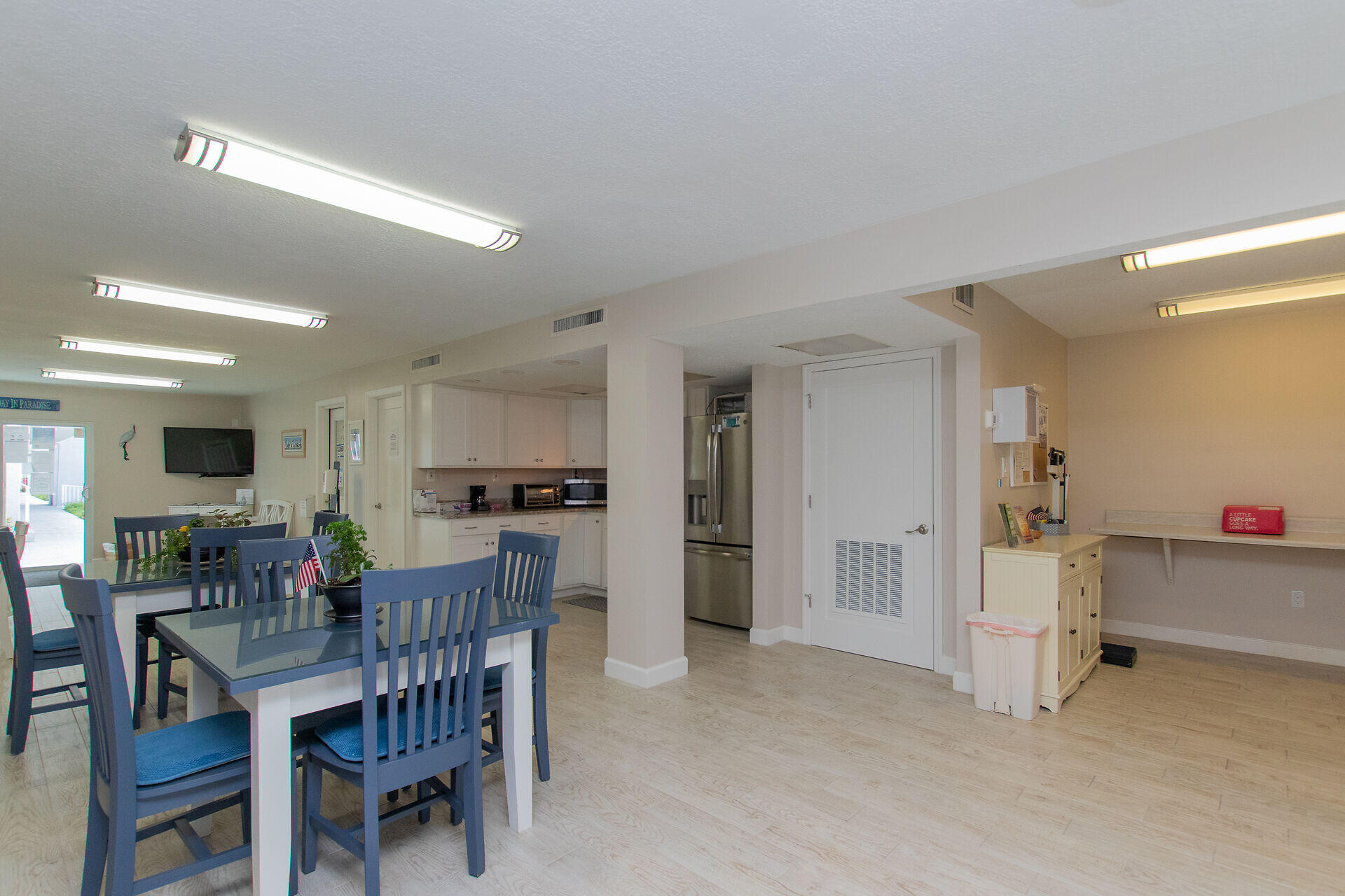 201 E Ocean Drive 211