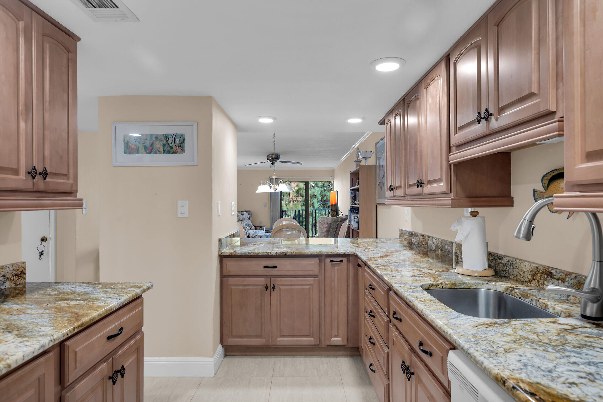 201 E Ocean Drive 211