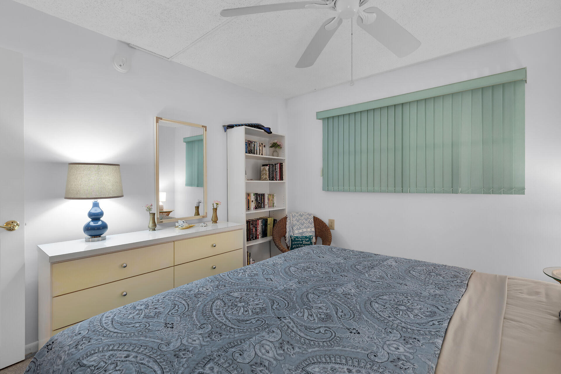 201 E Ocean Drive 211