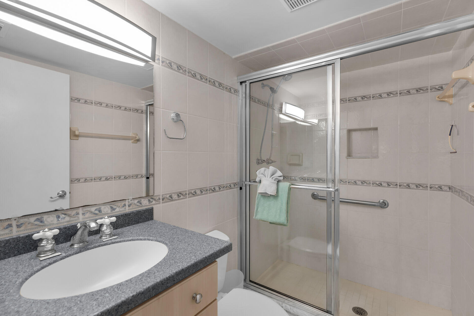 201 E Ocean Drive 211