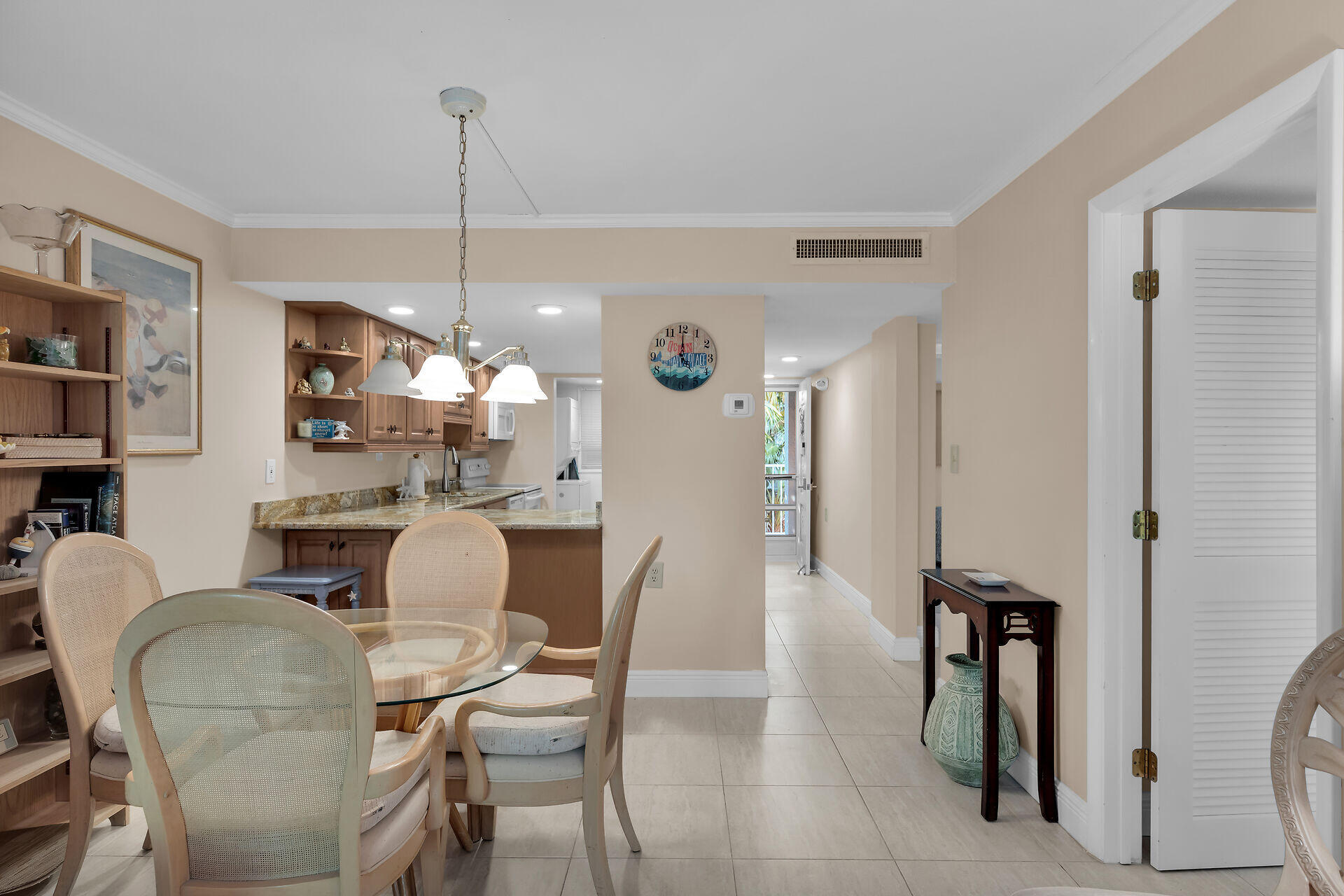 201 E Ocean Drive 211