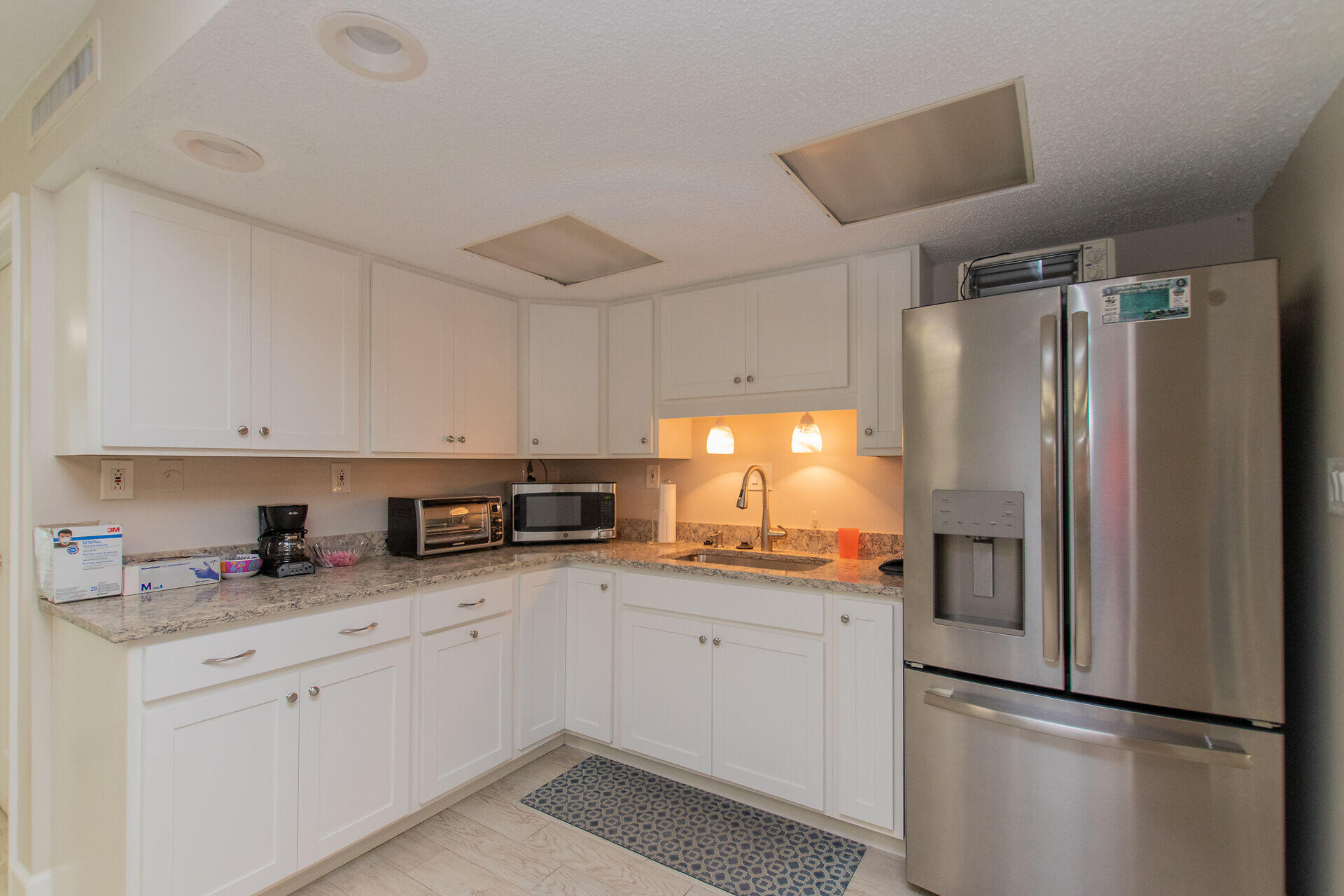 201 E Ocean Drive 211