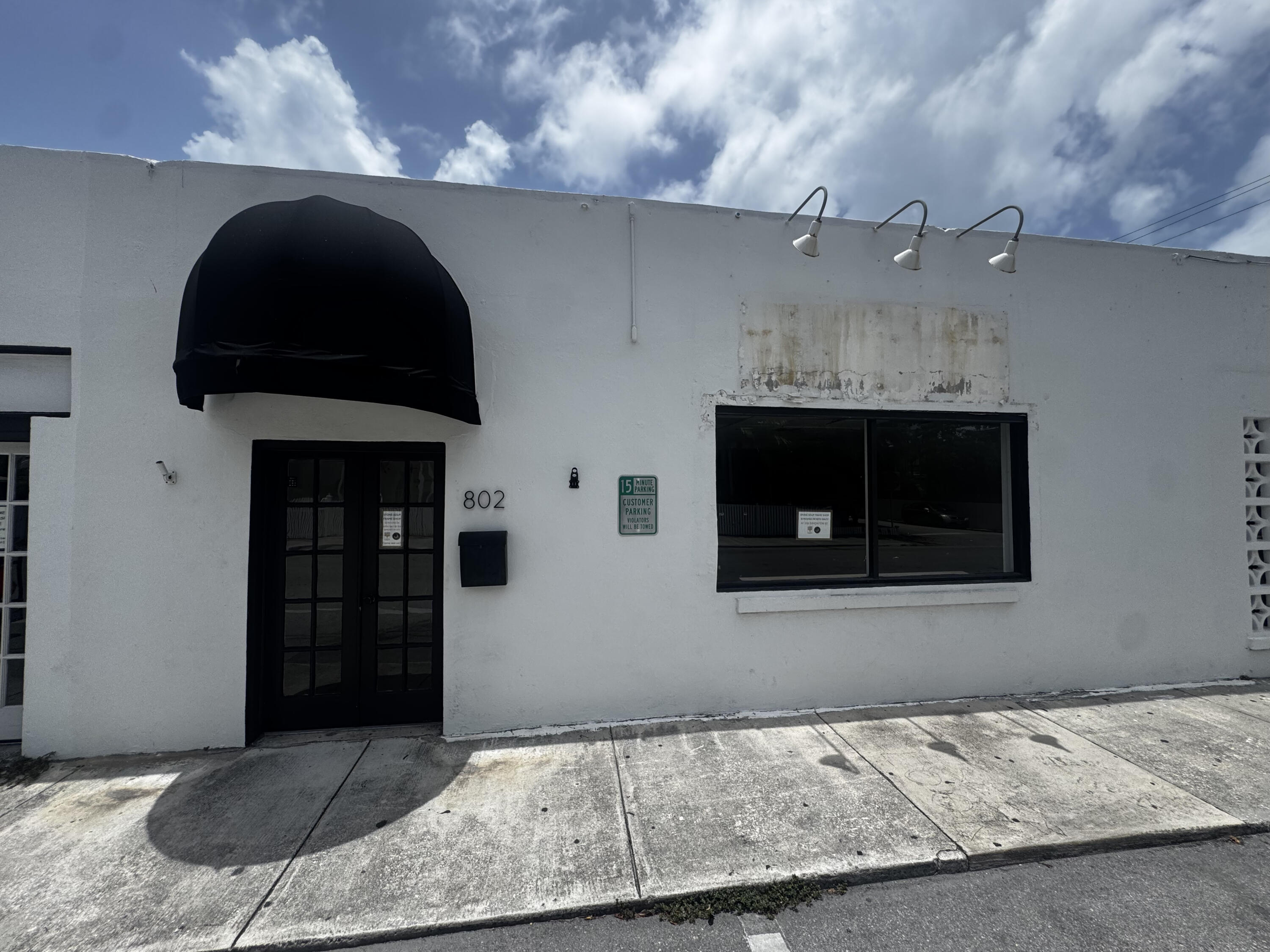 802 White Street