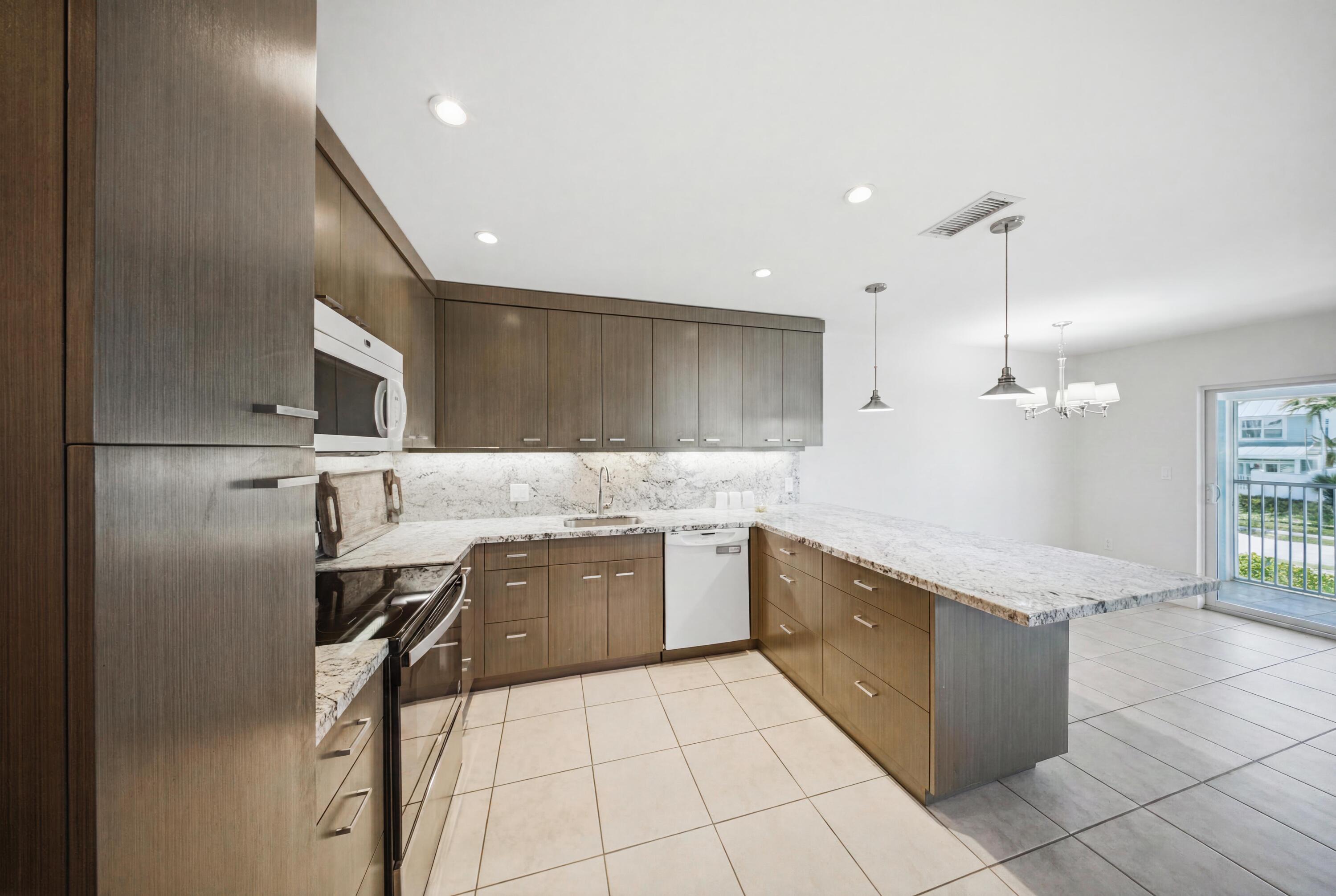 138 N Indies Drive B