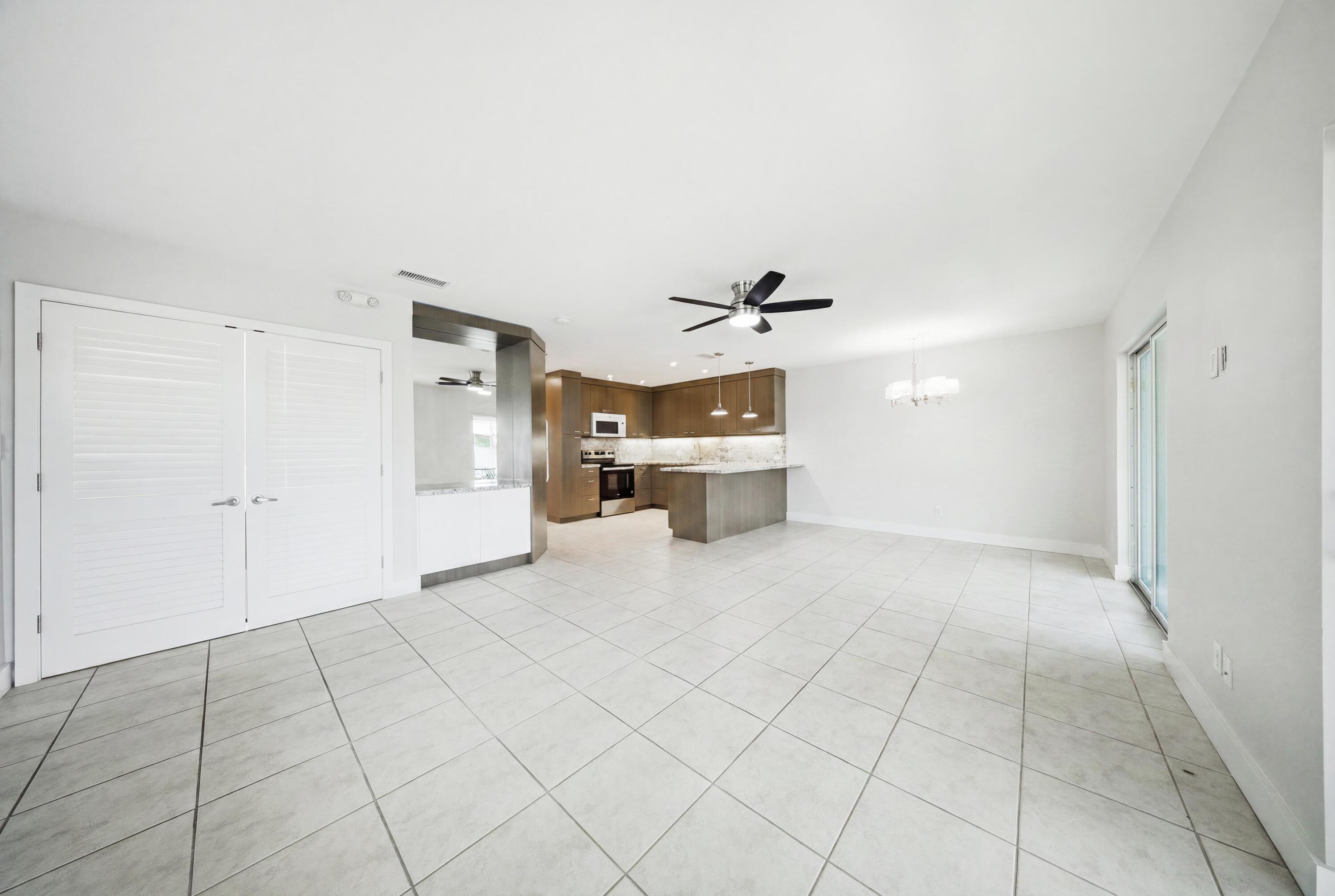 138 N Indies Drive B