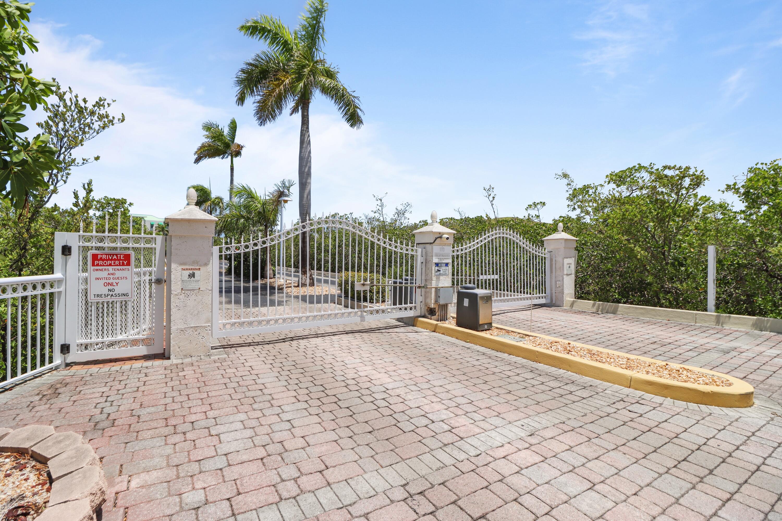 5555 College Road 6