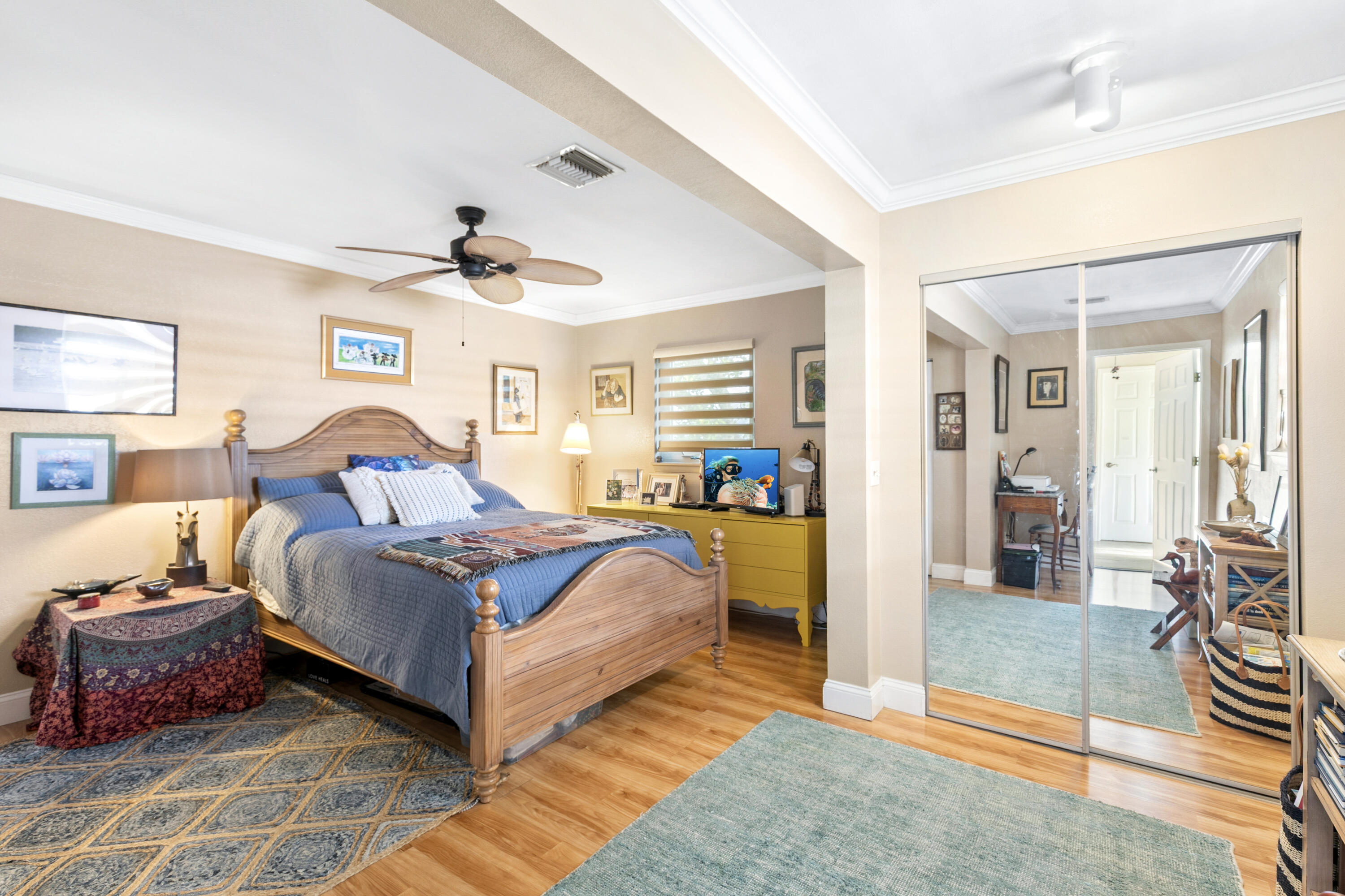 653 Indies Road