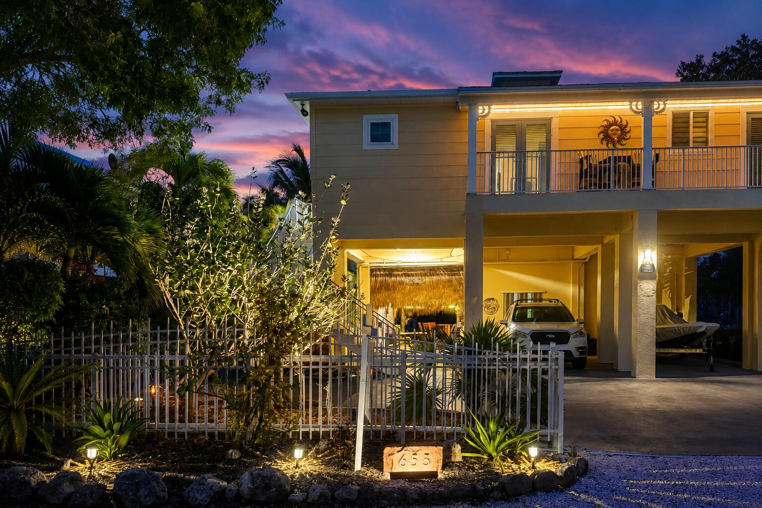 653 Indies Road