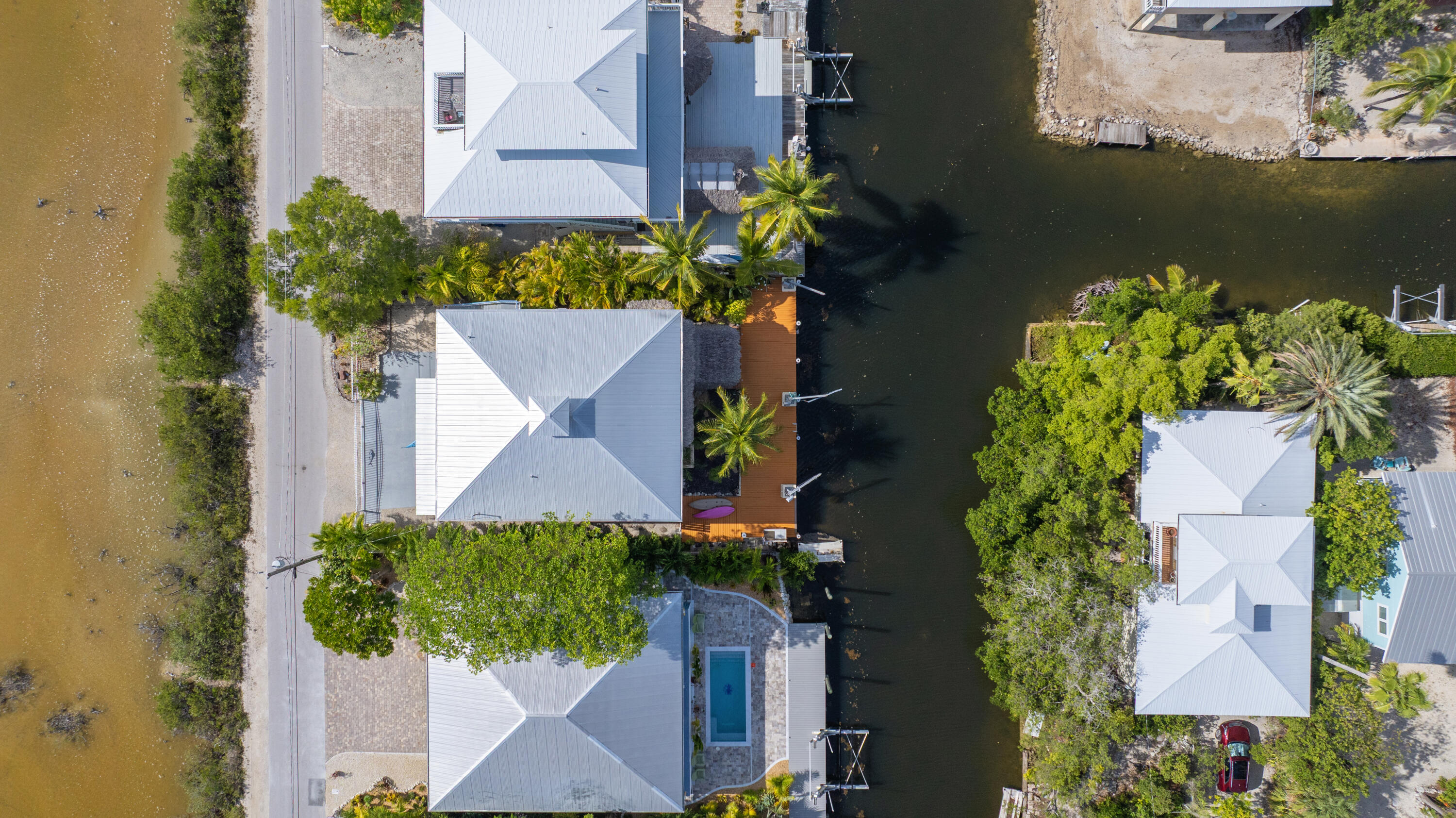 653 Indies Road