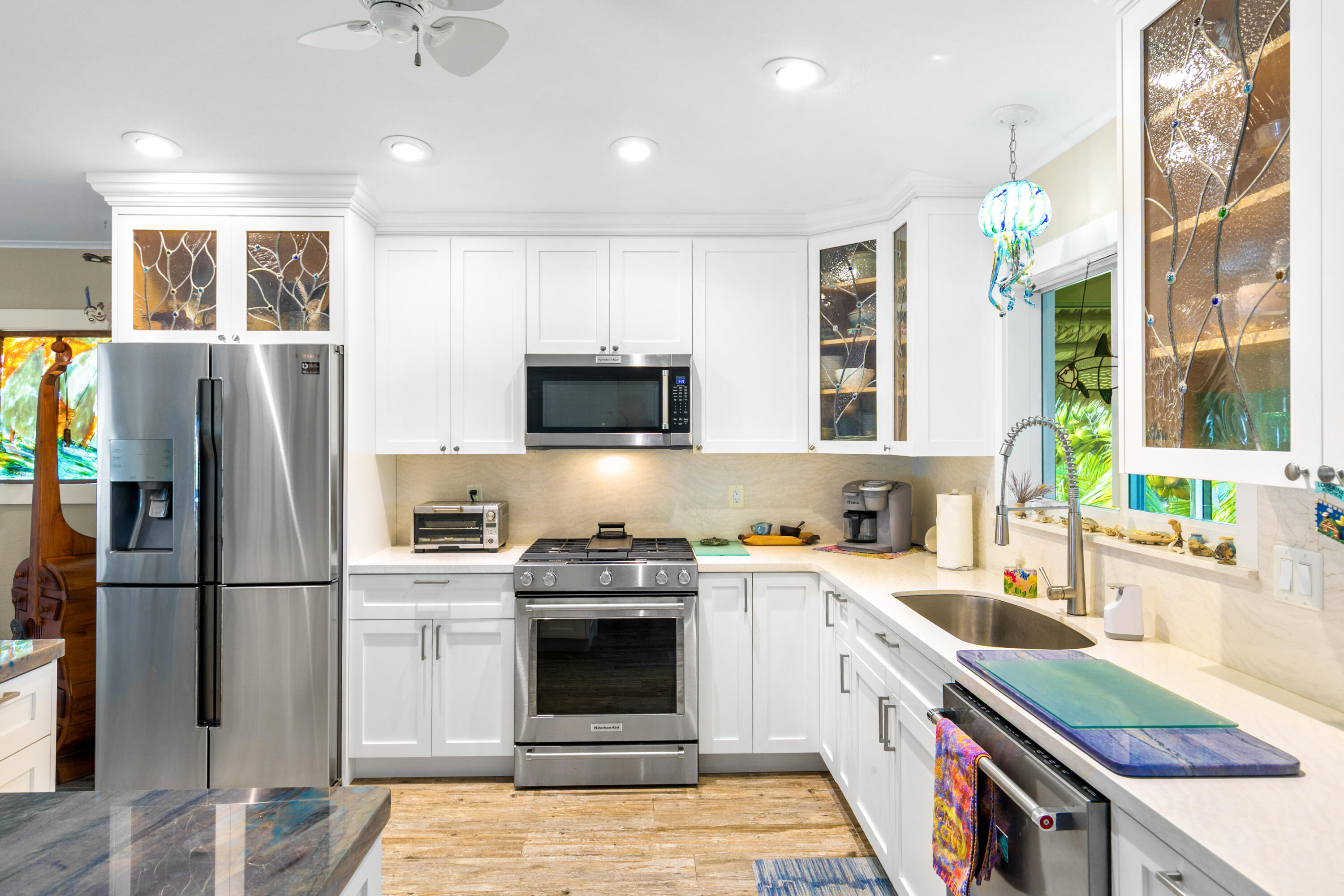 653 Indies Road