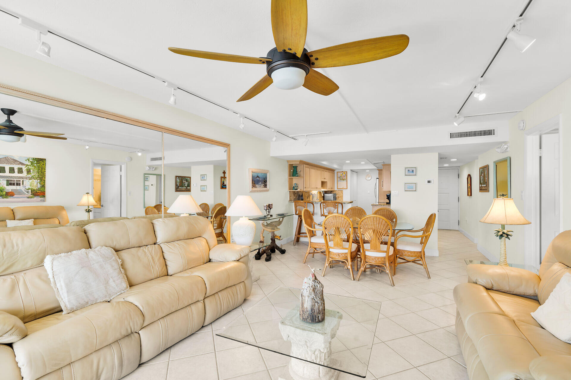 201 E Ocean Drive UNIT 208