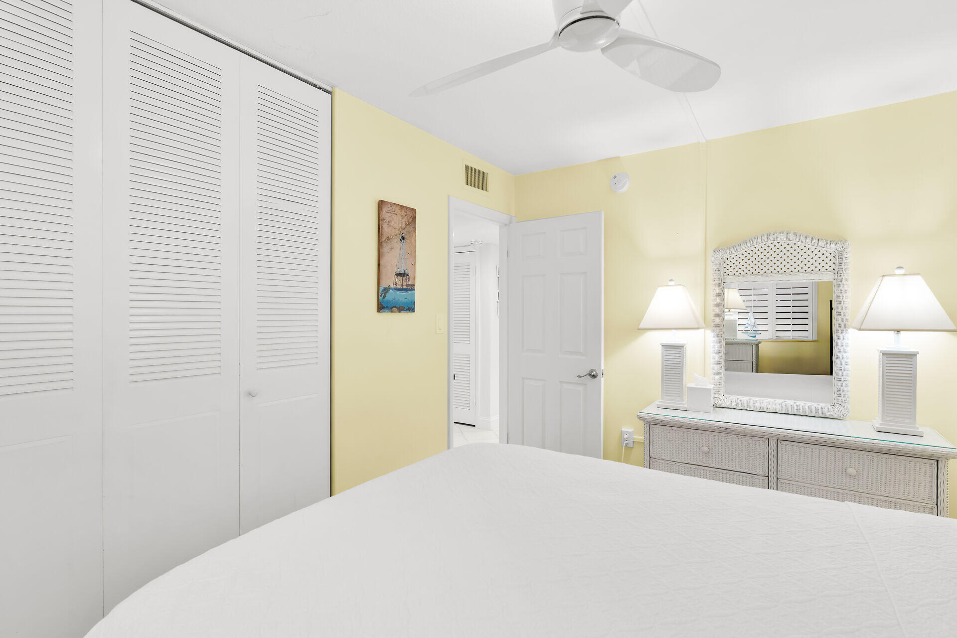 201 E Ocean Drive UNIT 208