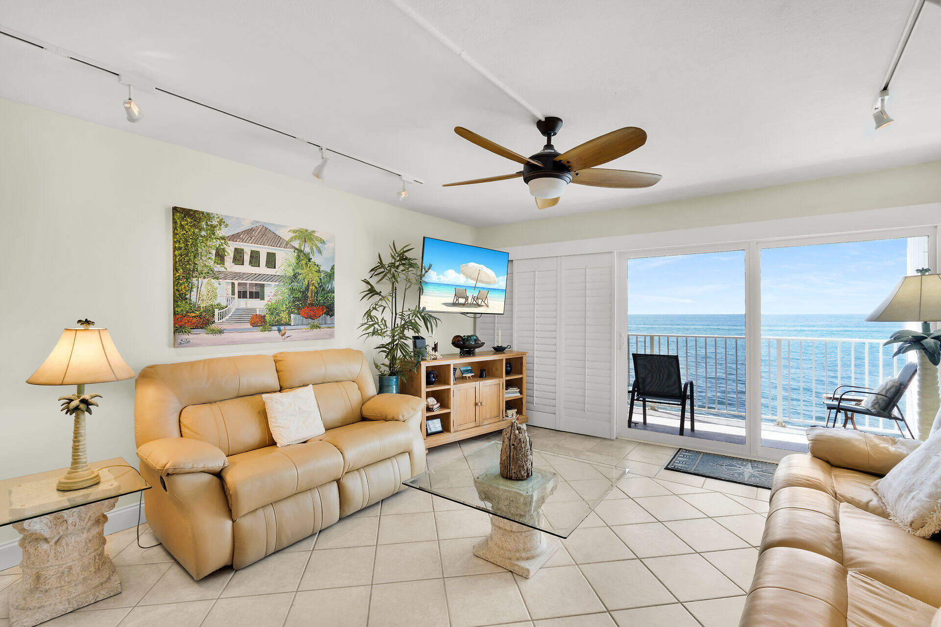 201 E Ocean Drive UNIT 208