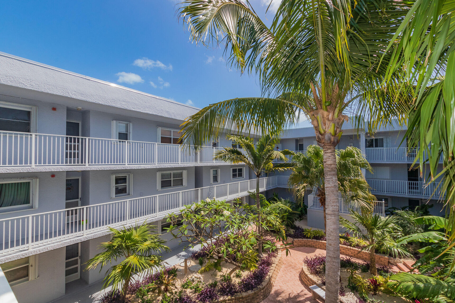 201 E Ocean Drive UNIT 208