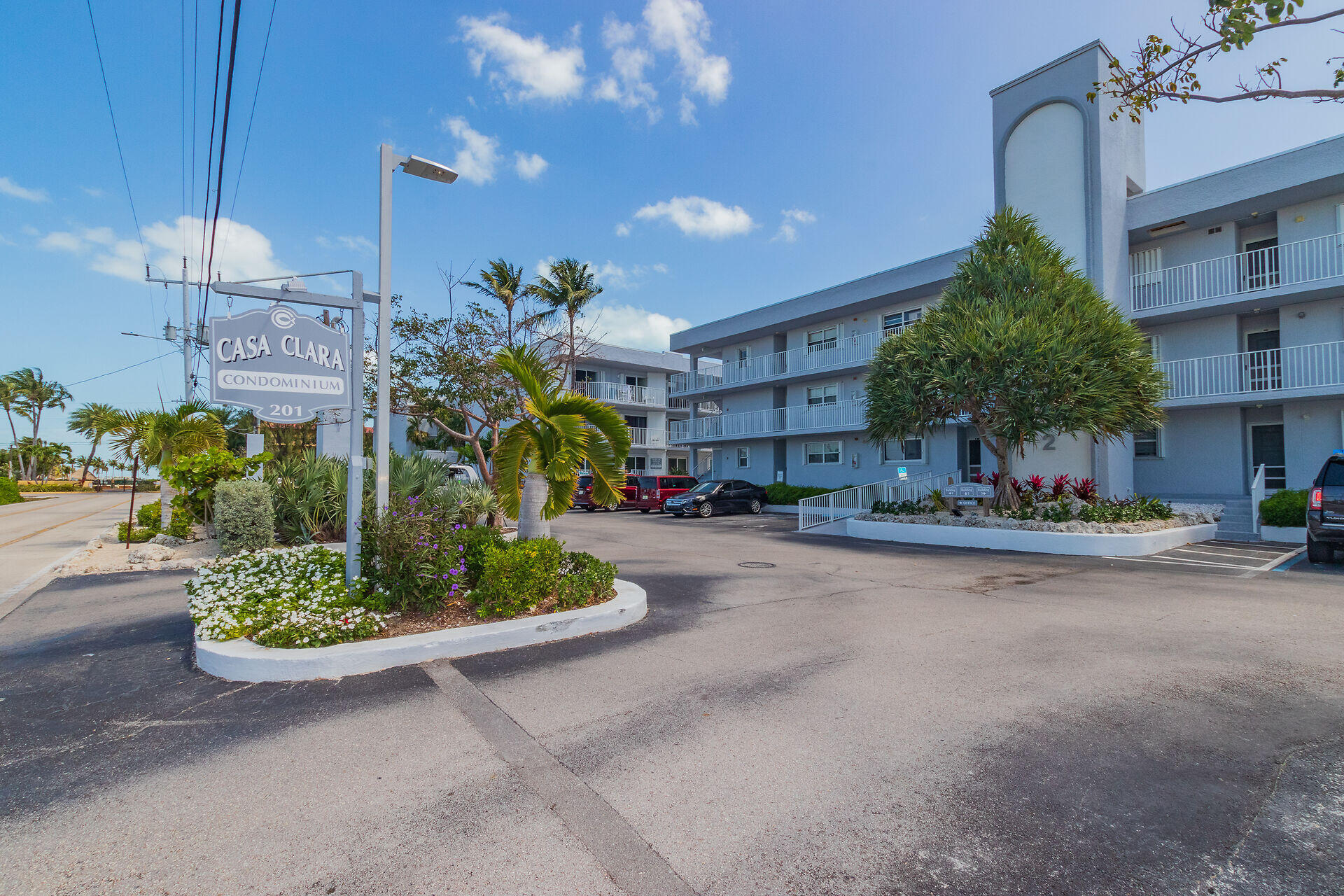 201 E Ocean Drive UNIT 208