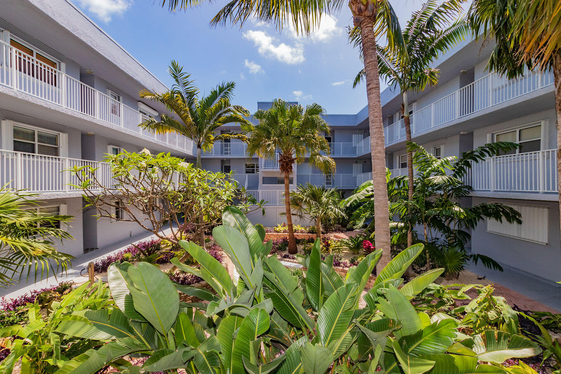 201 E Ocean Drive UNIT 208