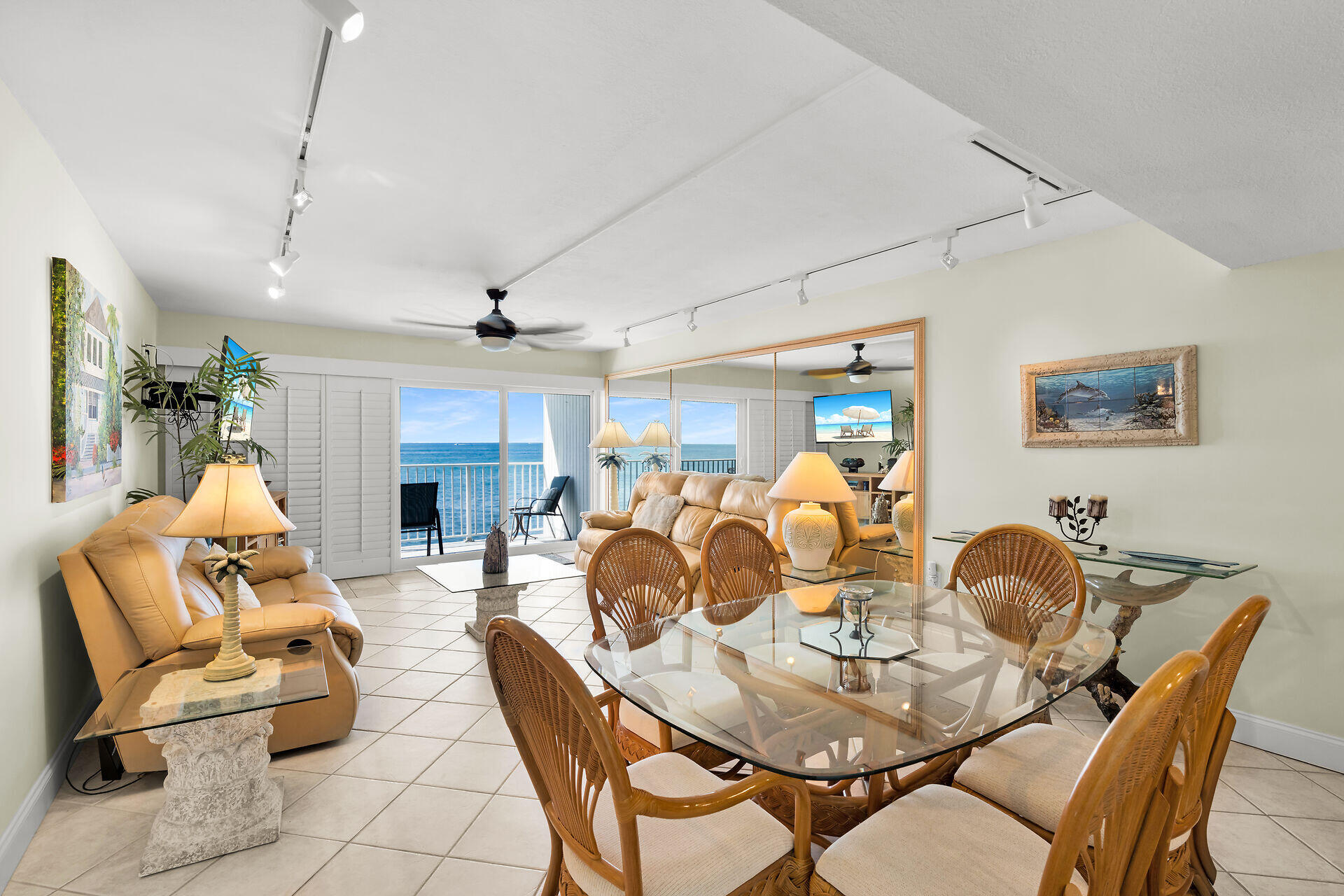 201 E Ocean Drive UNIT 208